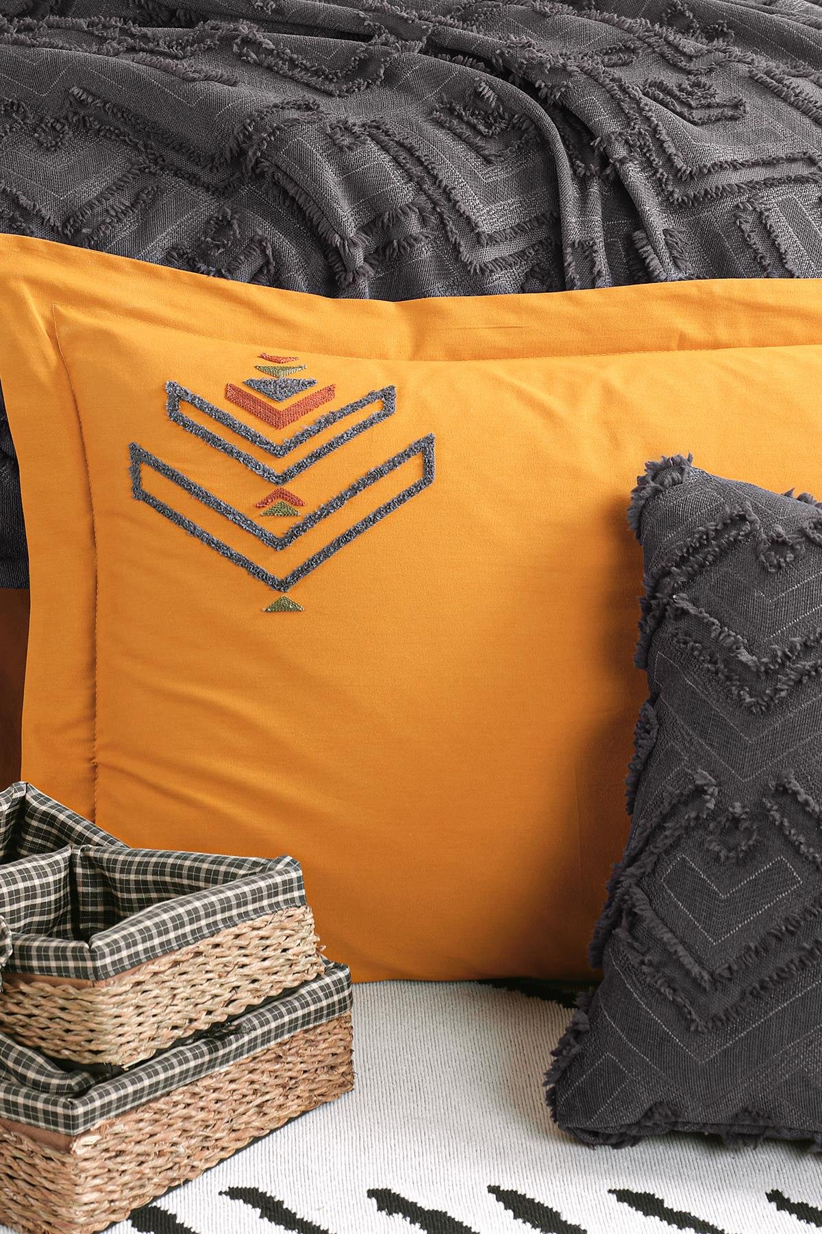 Aztec Çift Kişilik Yatak Örtüsü Seti Antrasit