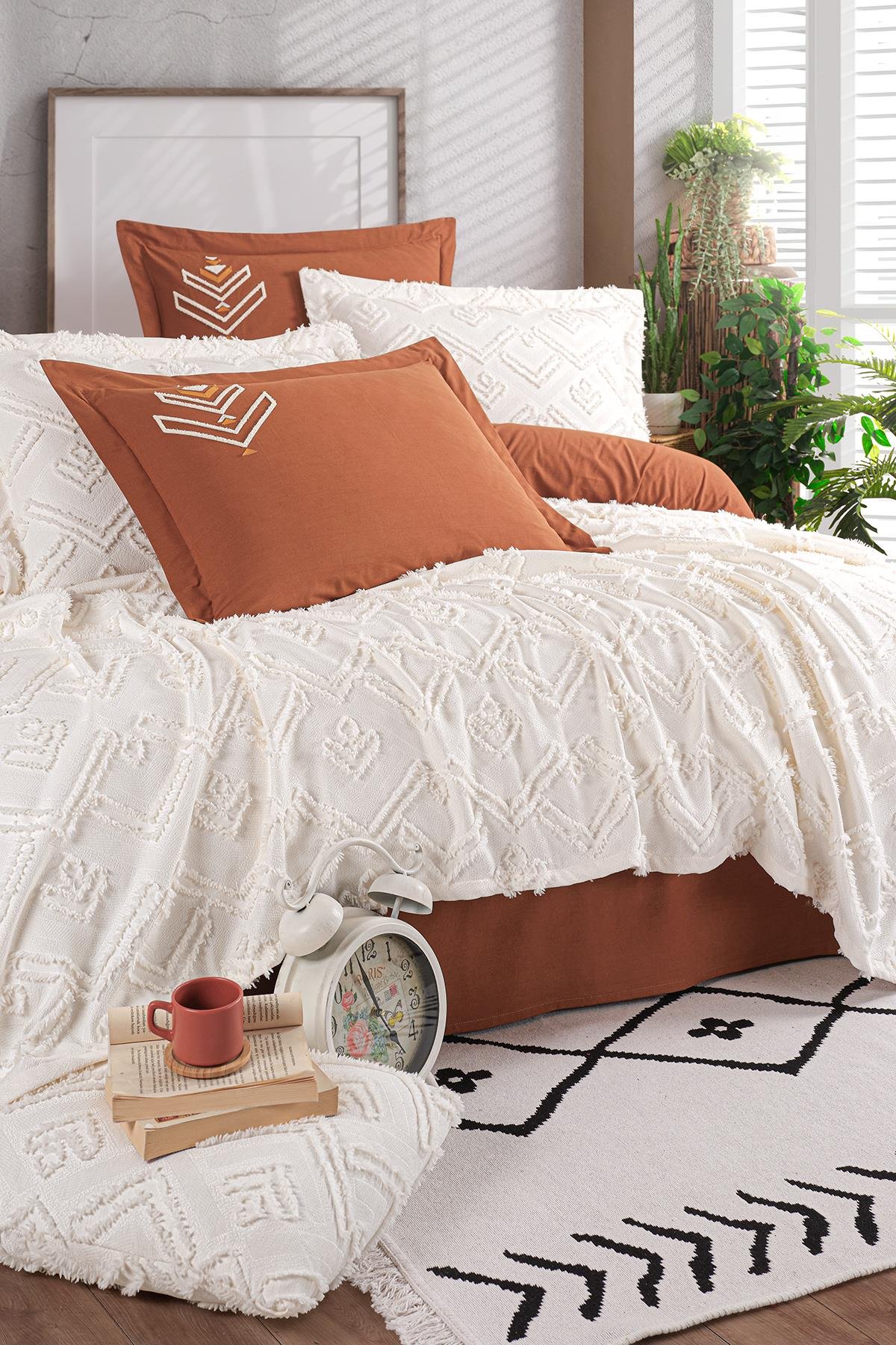 Aztec Çift Kişilik Yatak Örtüsü Seti Krem