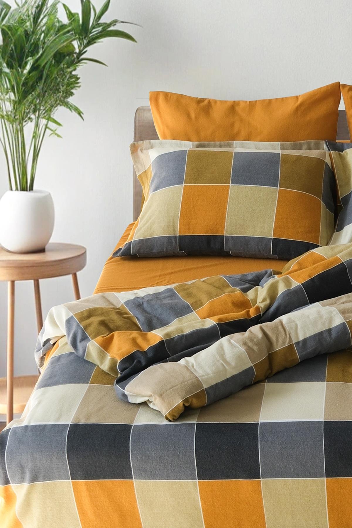 Flanel Çift Kişilik Nevresim Takımı Echo Hardal