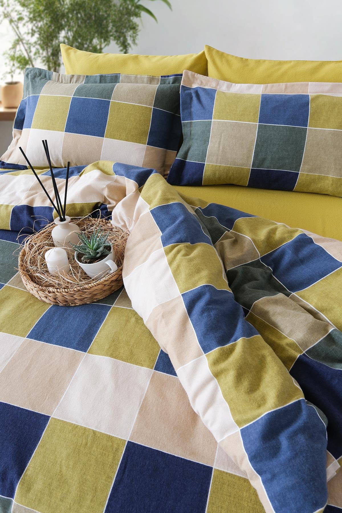 Flanel Çift Kişilik Nevresim Takımı Echo Yeşil