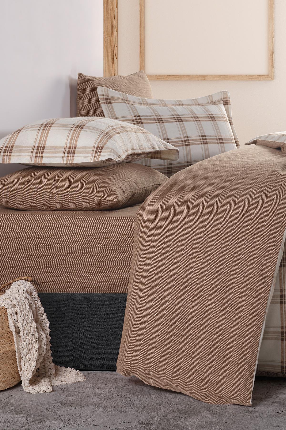 Flanel Çift Kişilik Nevresim Takımı Vista Kahve