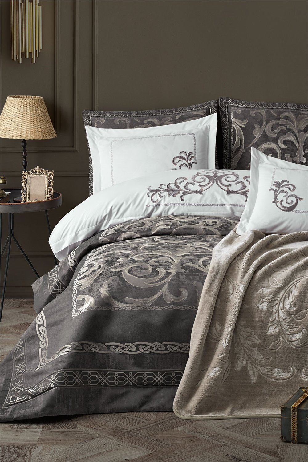 Luxury Çeyiz Seti - intensse Füme