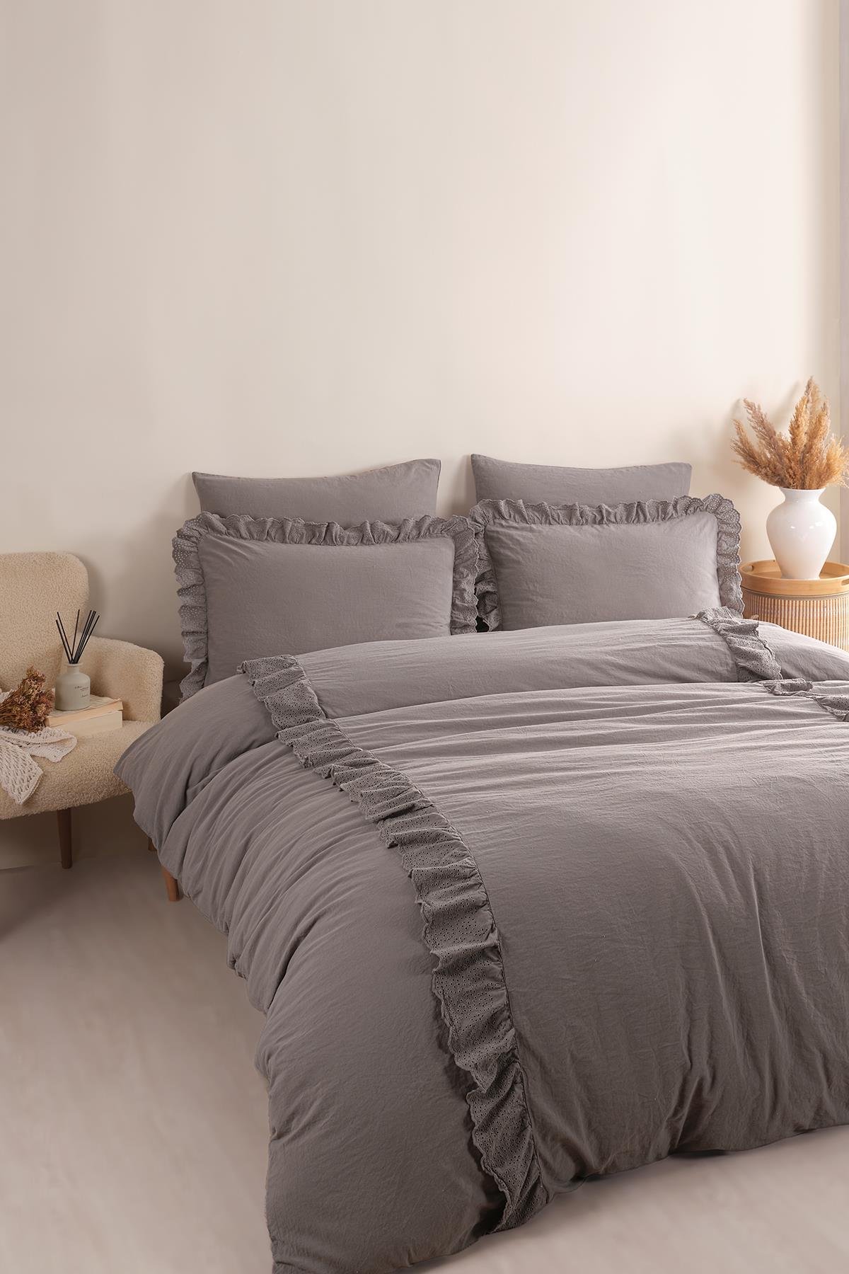 Romantica Çift Kişilik Brodeli Nevresim Takımı - Füme