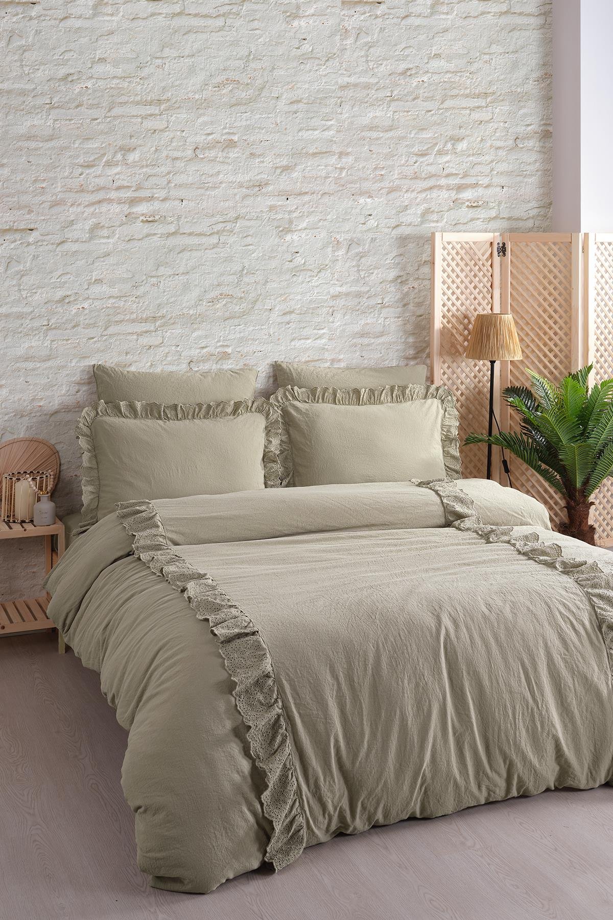 Romantica Çift Kişilik Brodeli Nevresim Takımı  - Yeşil