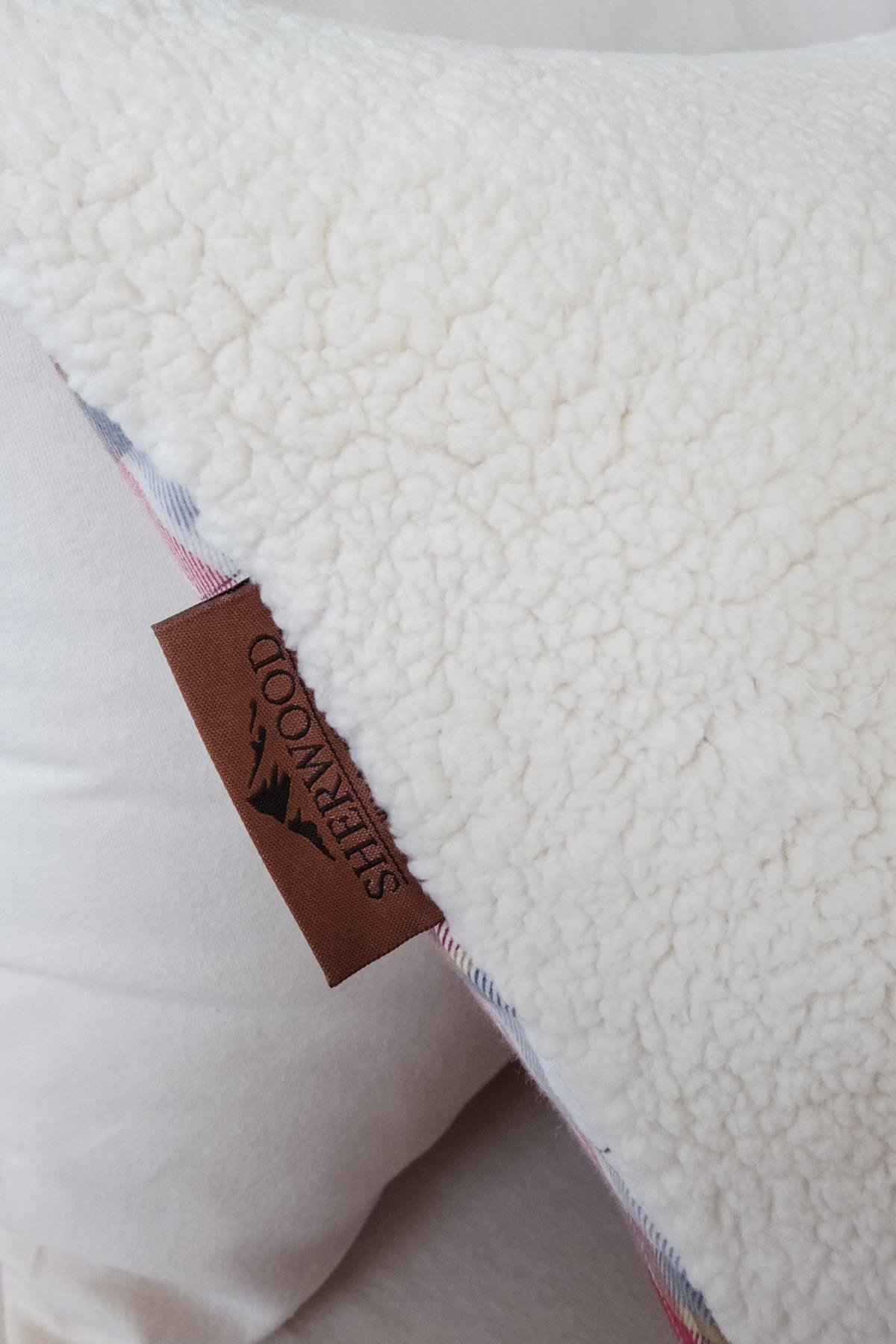 Sherwood Cozy Kırmızı Çift Kişilik Yatak Örtüsü Seti Ekru