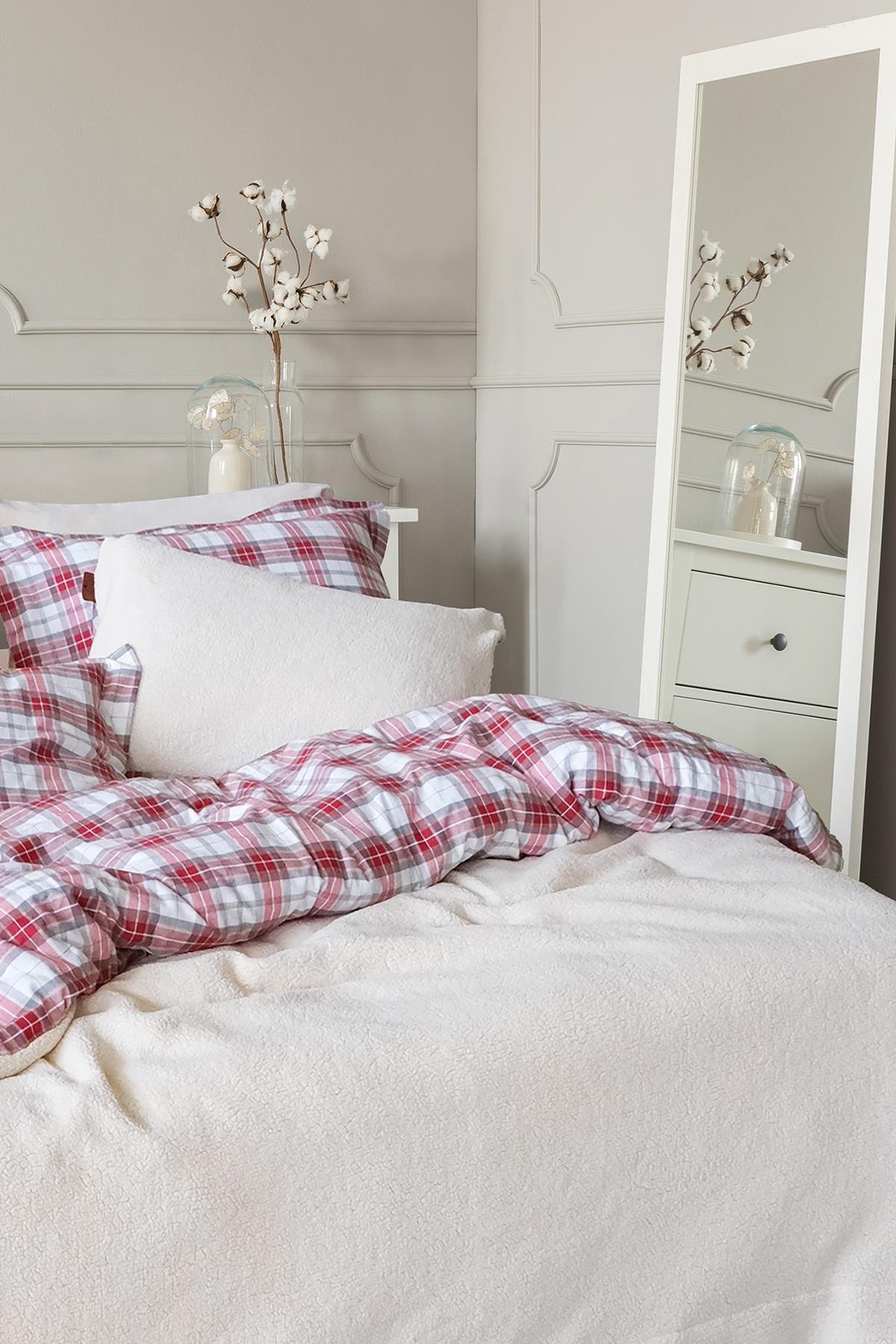 Sherwood Cozy Kırmızı Çift Kişilik Yatak Örtüsü Seti Ekru