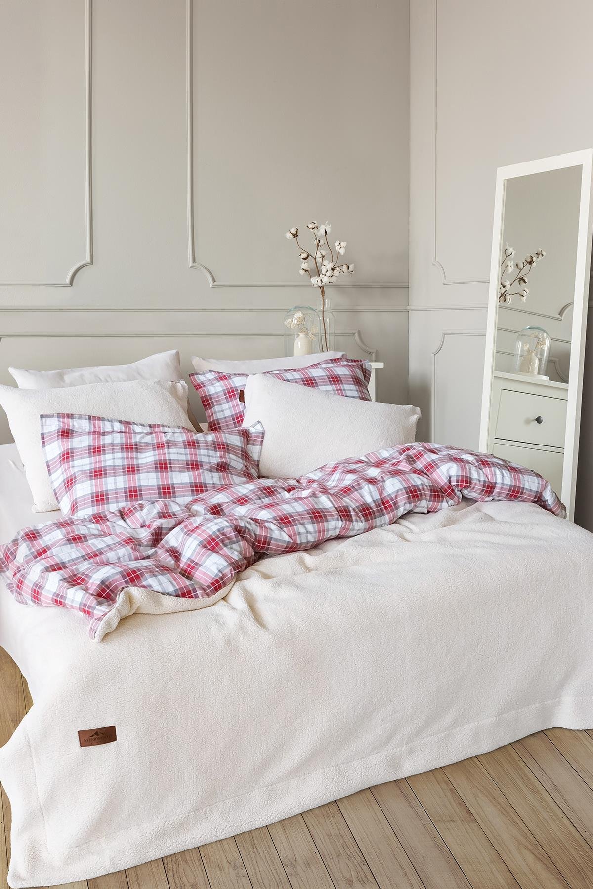Sherwood Cozy Kırmızı Tek Kişilik Yatak Örtüsü Seti Ekru