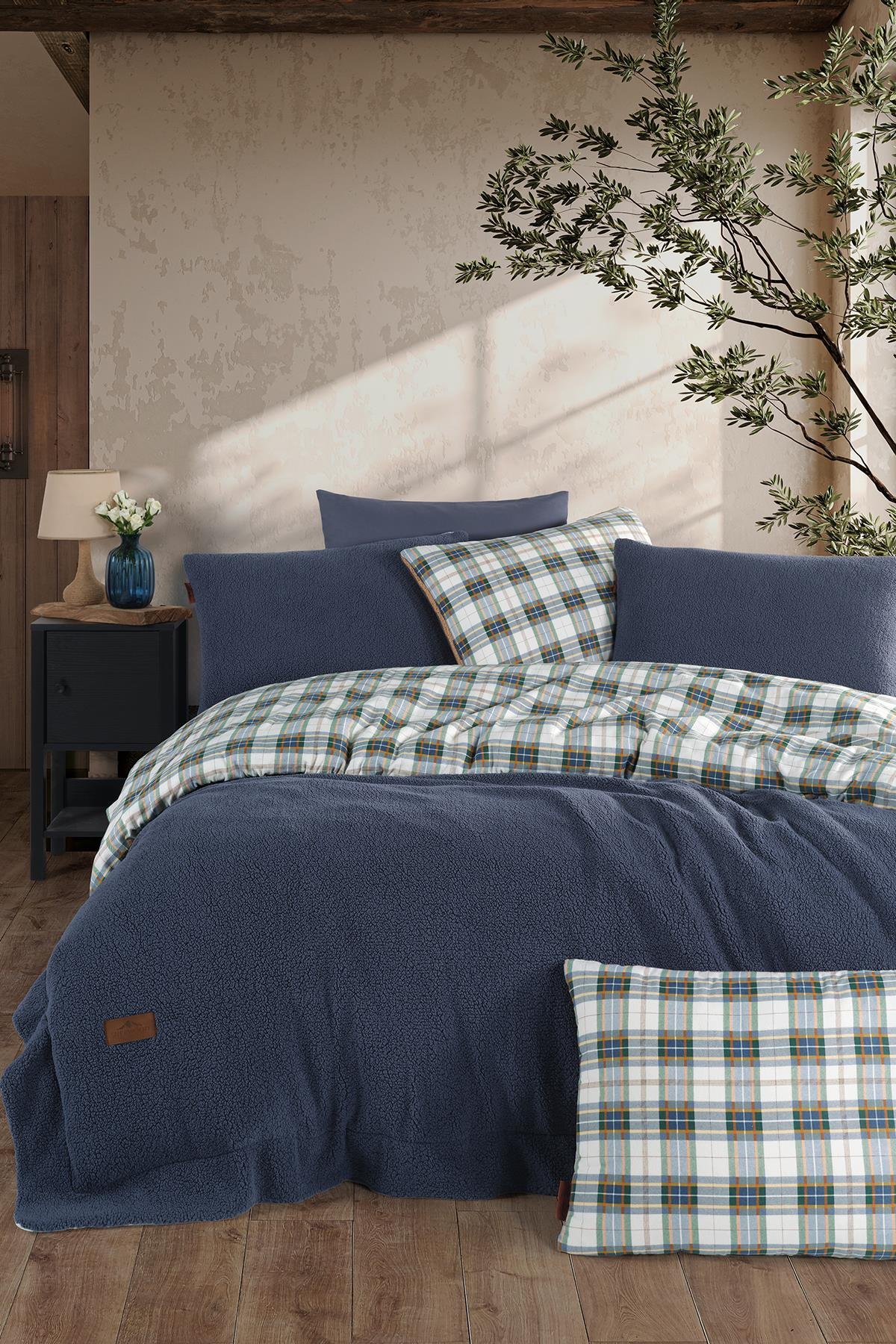 Sherwood Cozy Yeşil Çift Kişilik Yatak Örtüsü Seti İndigo