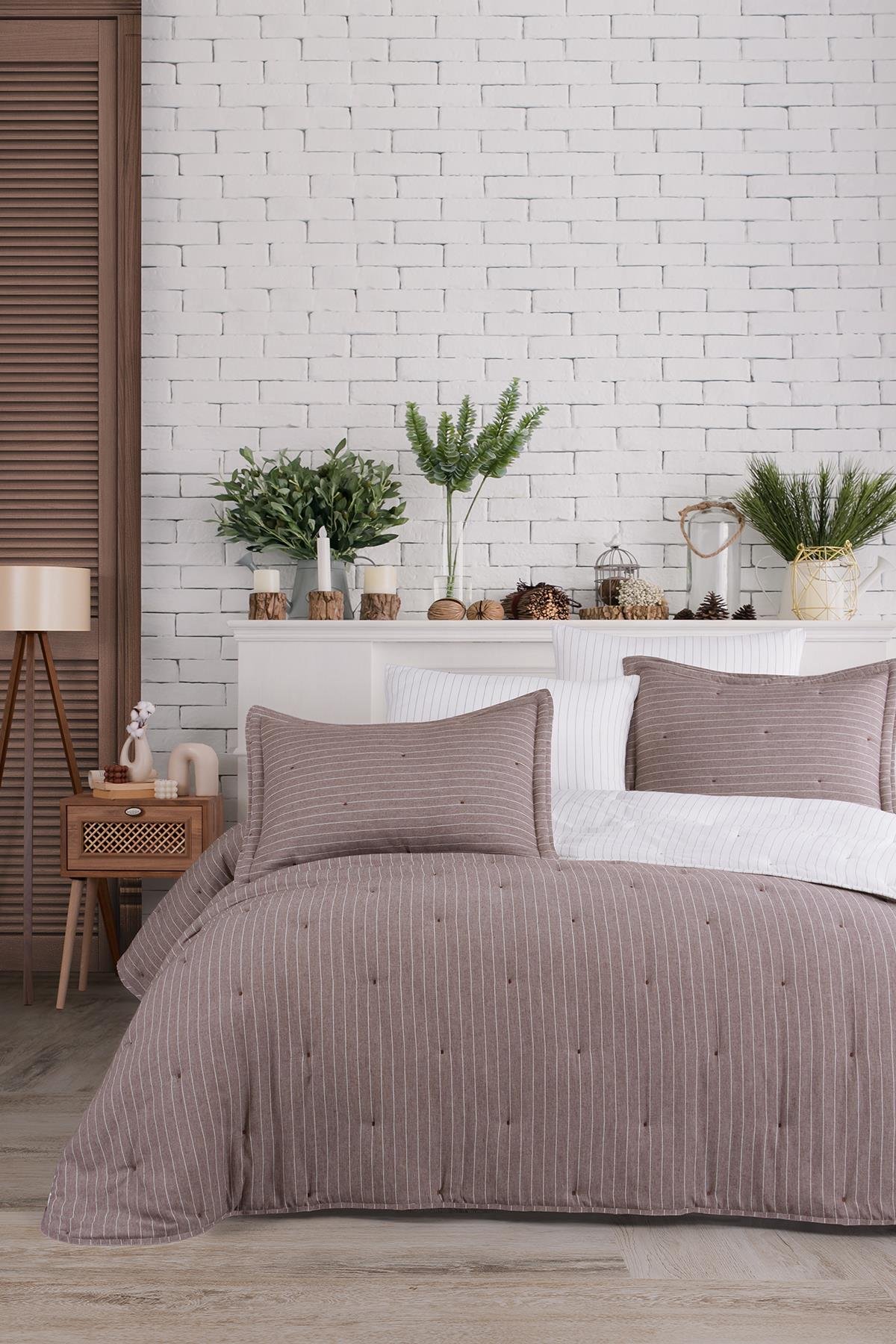 Soft Dreams  Çift Kişilik Natural Yatak Örtü Seti Kahve