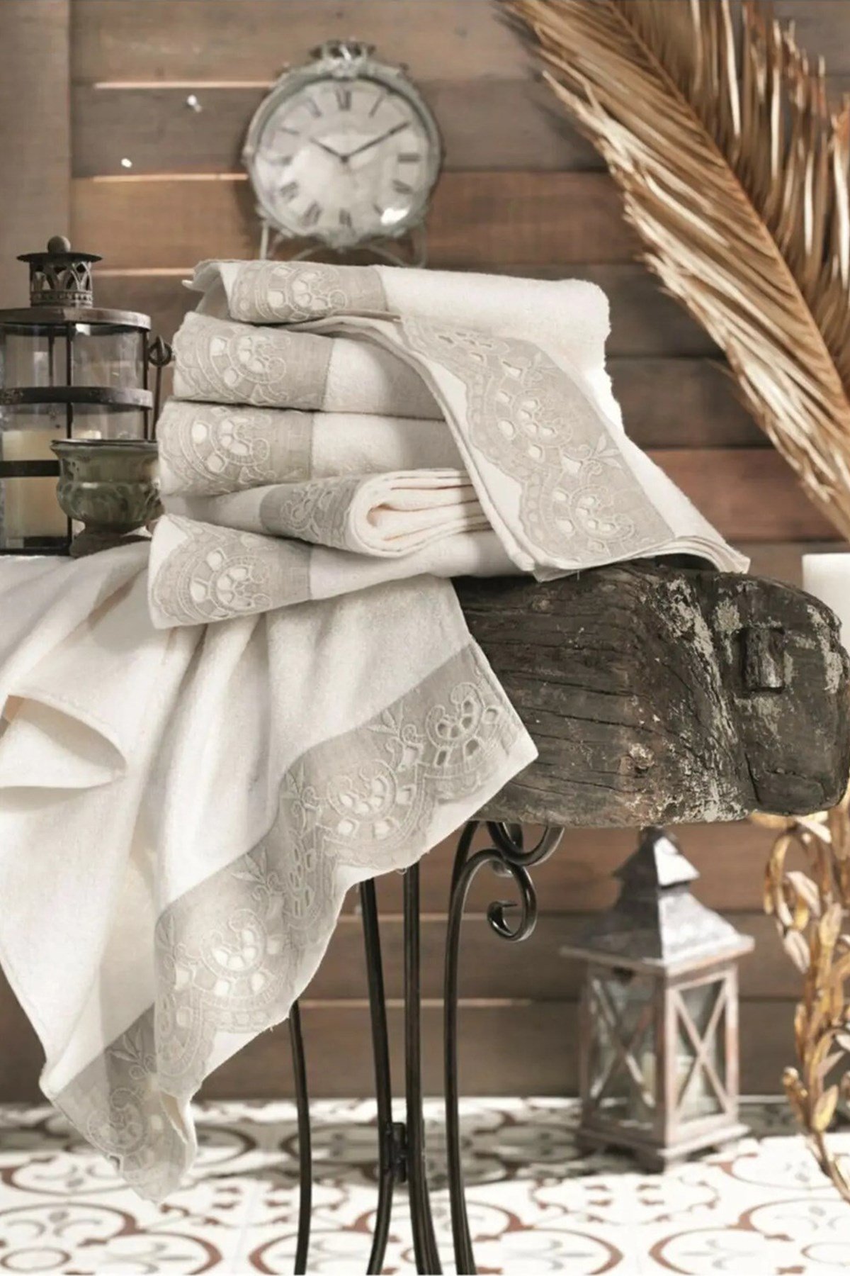 Dantela 300 Keten Delik-İş Bambu Havlu (6Lı) 1 Paket 50*90