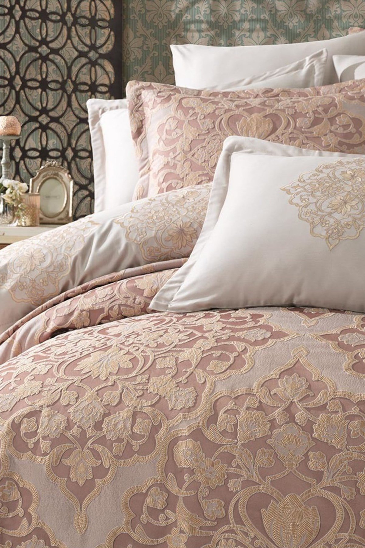 Dantela Samara Nakışlı Nevresim Yatak Örtüsü Seti