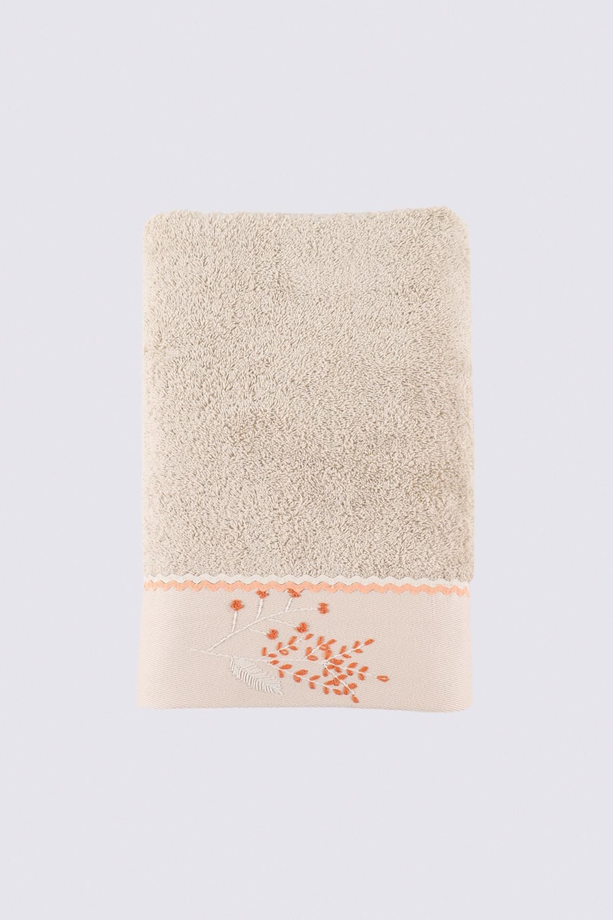 Ecocotton Efza Banyo Havlusu %100 Organik Pamuk El Nakışlı Bej 80x150 Cm