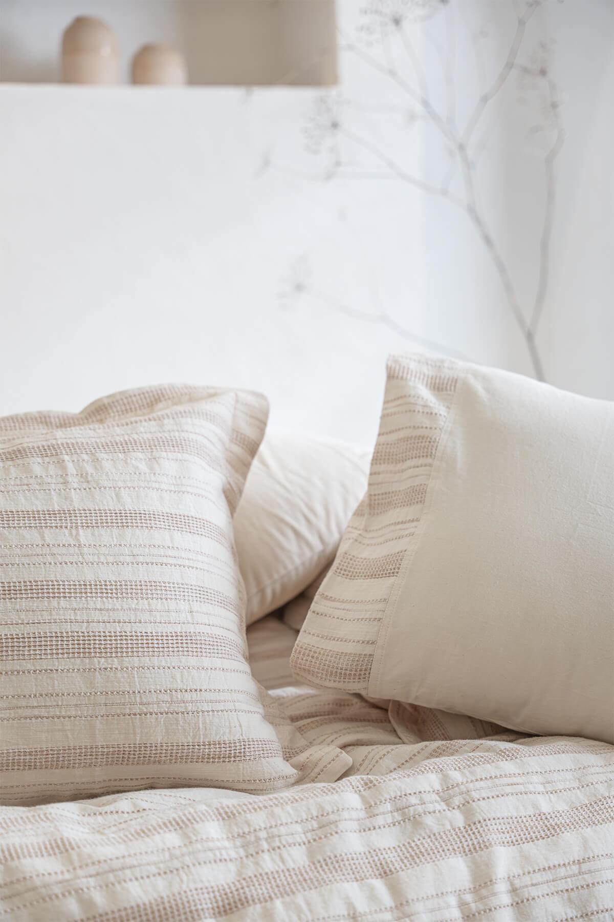 Ecocotton İkra Battal Boy Nevresim Takımı %100 Organik Pamuk Dokuma Krem-Bej 240x220 Cm