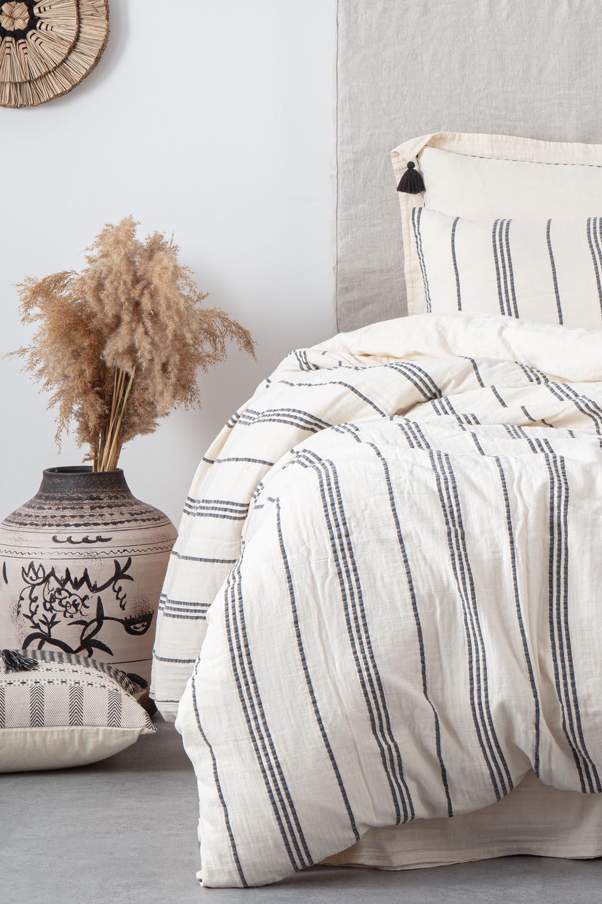 Ecocotton İzgi Çift Kişilik Nevresim Takımı %100 Organik Pamuk Müslin Siyah 200x220 Cm