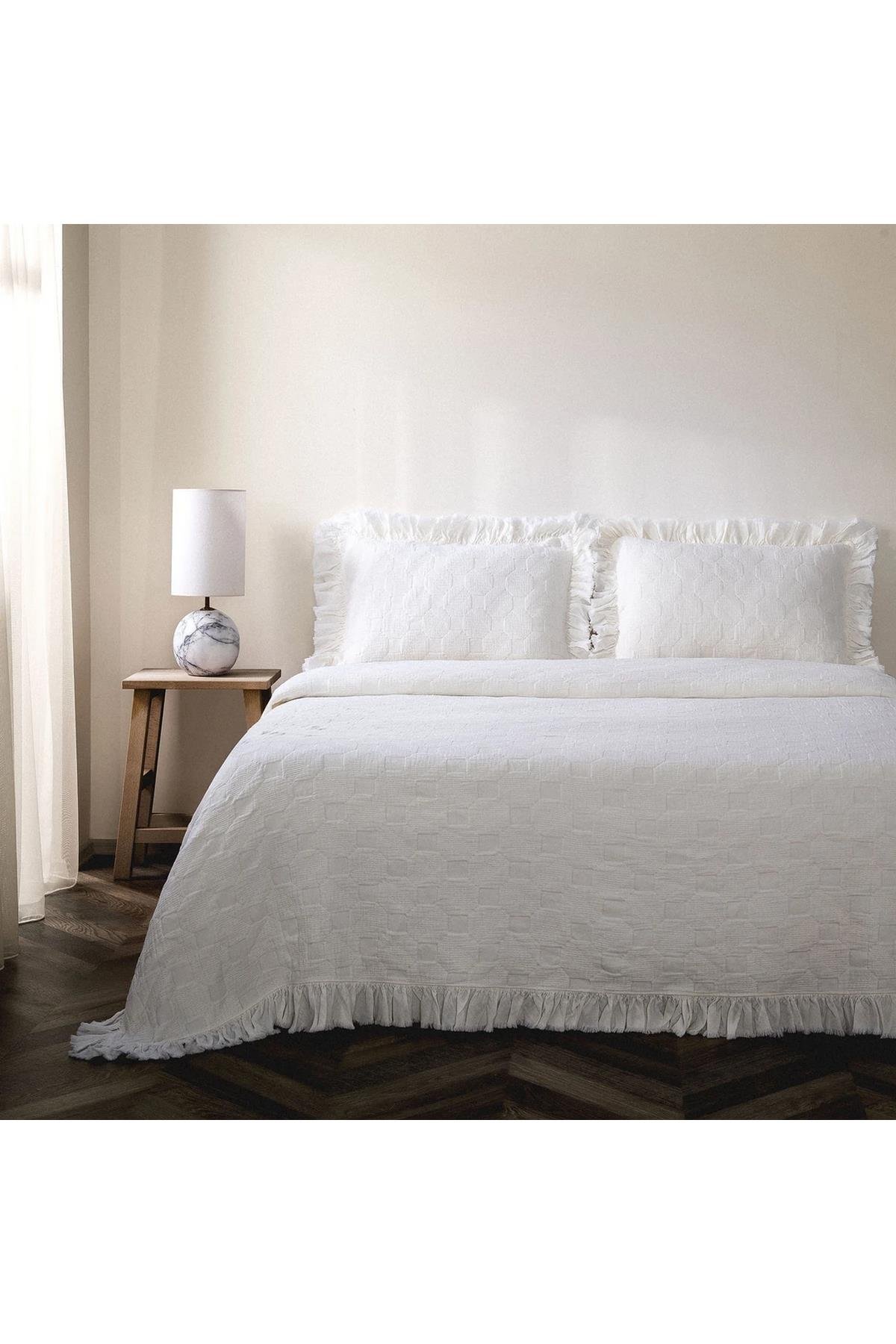 Ecocotton Tanya Çift Kişilik Pike Yatak Örtüsü Takımı %100 Pamuk Dokuma Krem 260X240 Cm