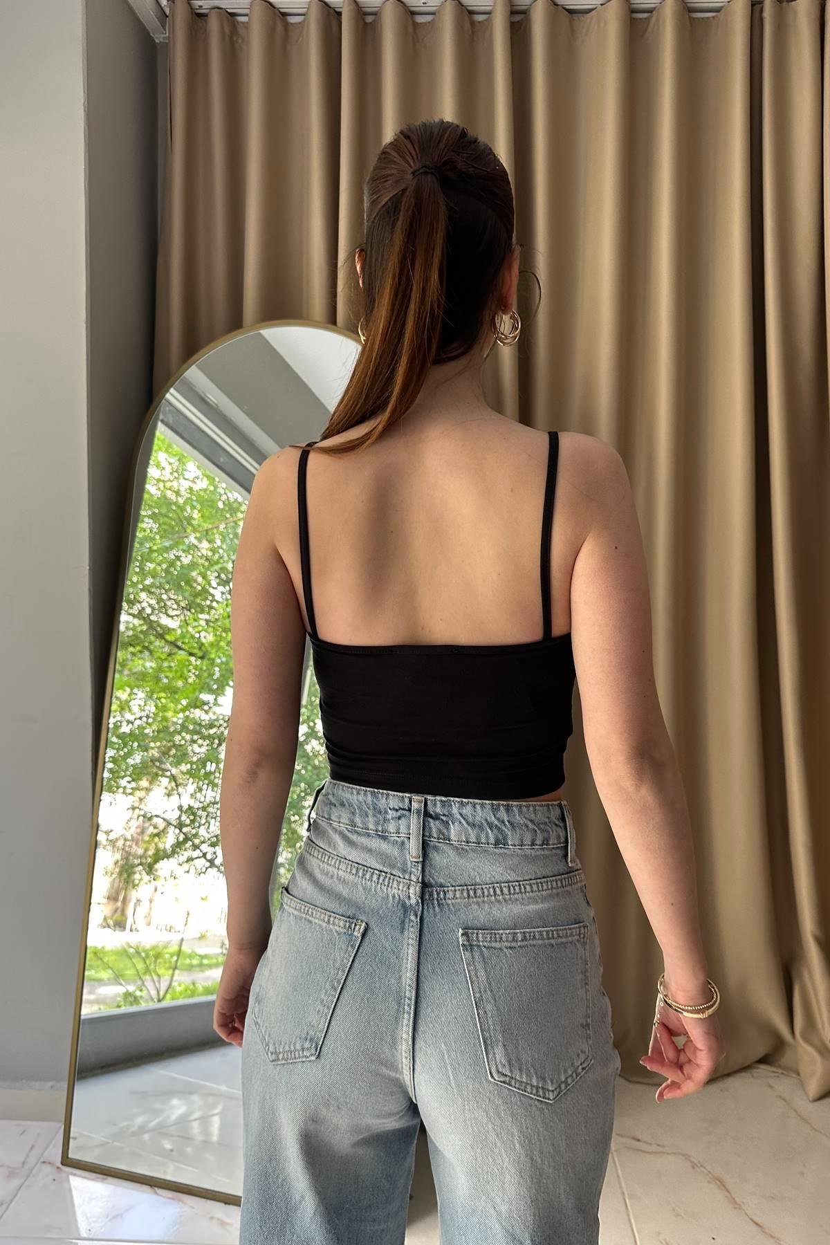 DANTEL DETAYLI TOP