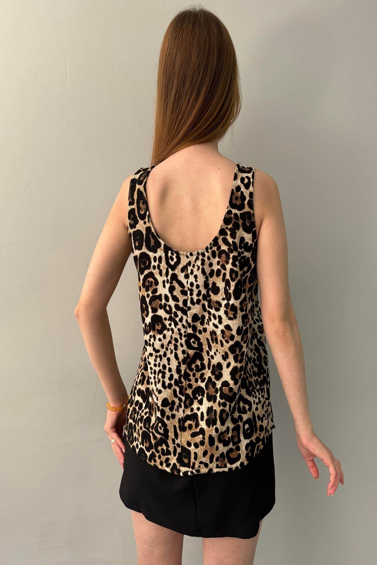 LEOPAR DESEN V YAKA ATLET