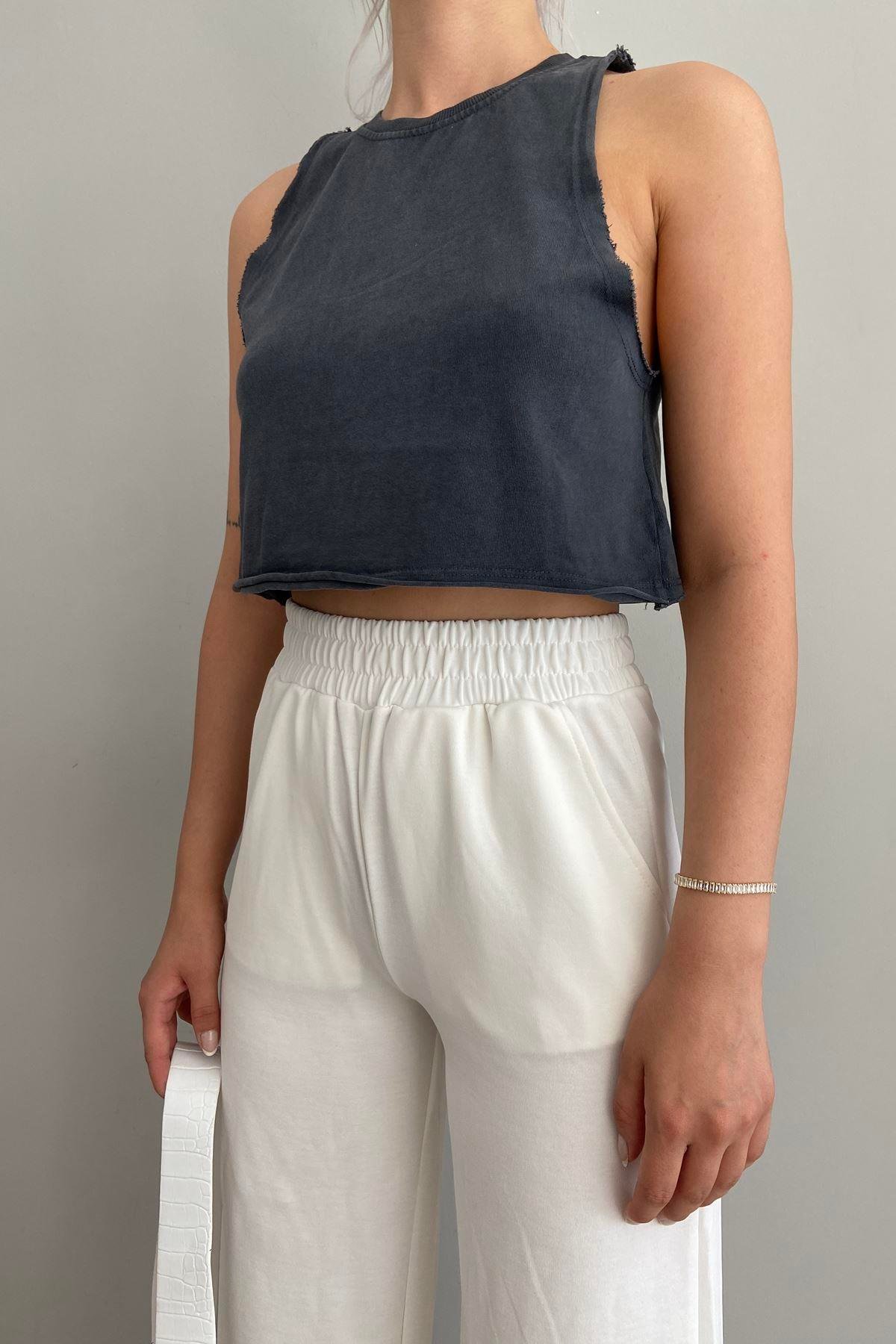 YIKAMALI CROP TOP