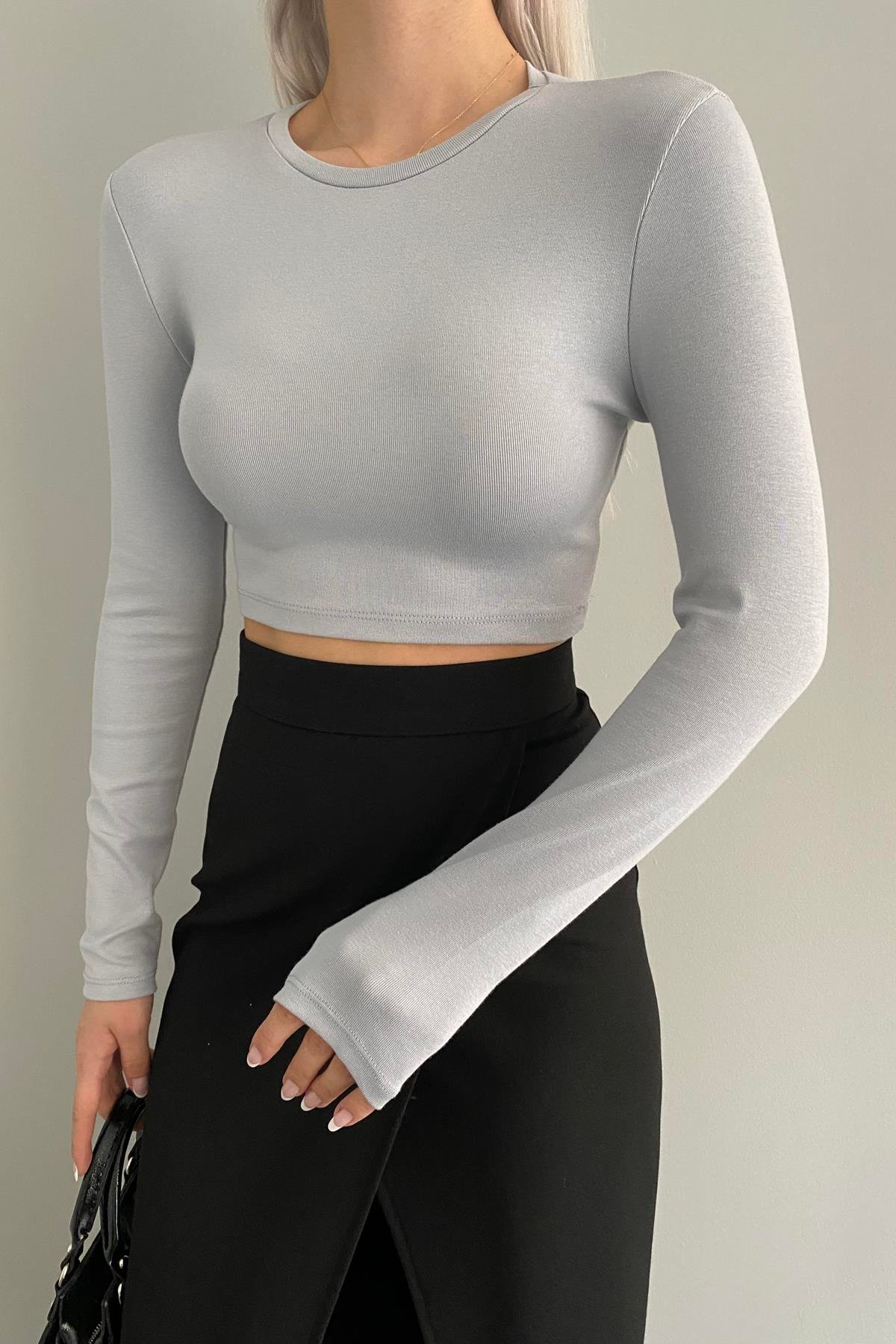 BİSİKLET YAKA CROP BLUZ