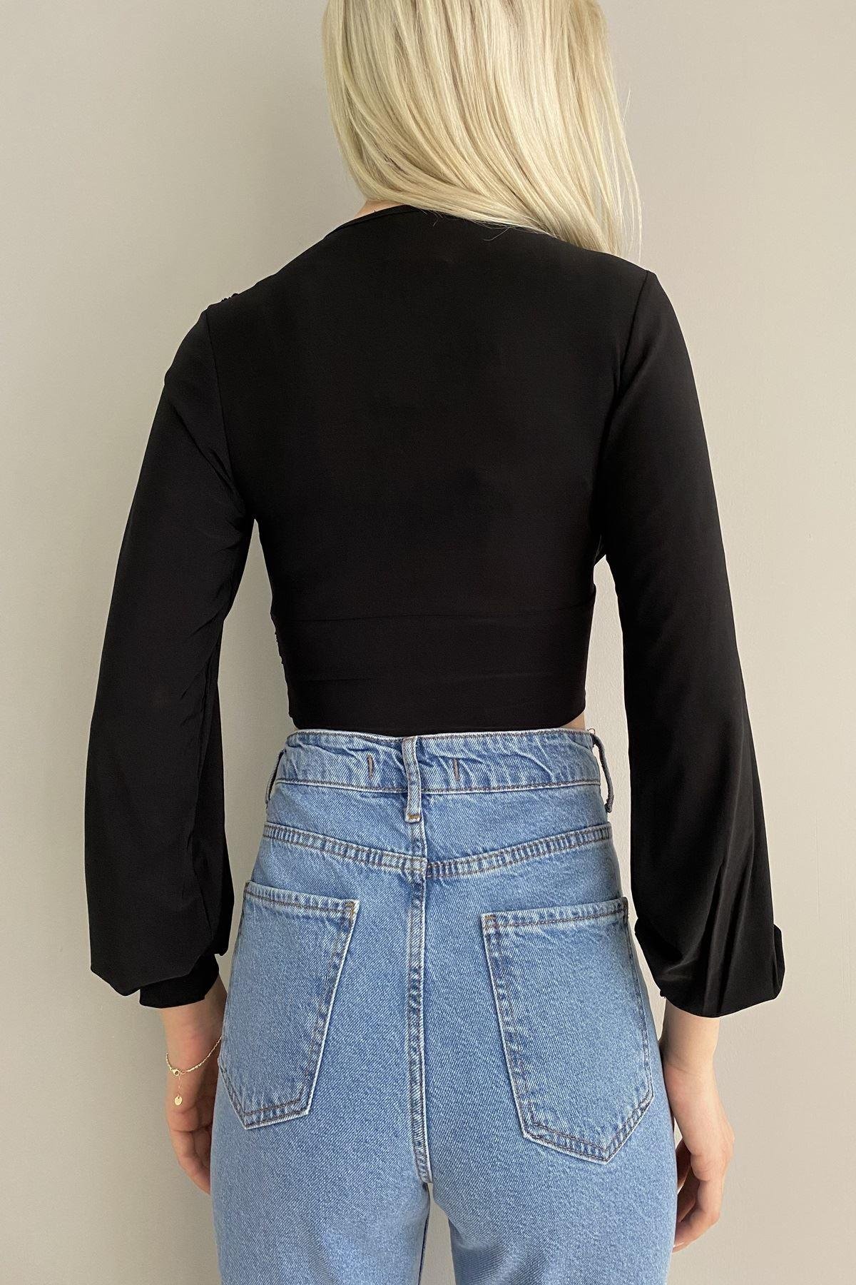 BÜZGÜLÜ CROP BLUZ
