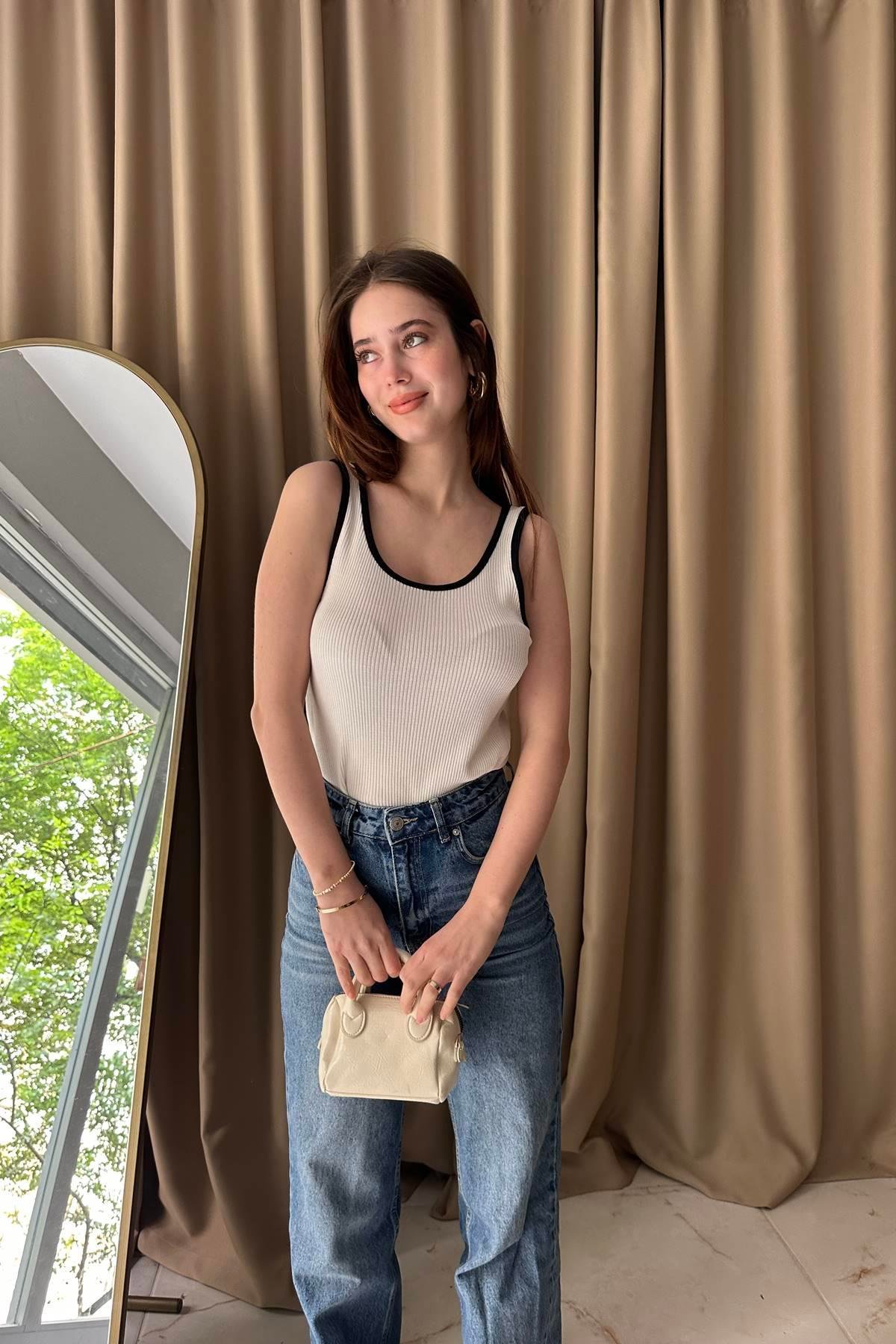 KALI ASKILI FİTİLLİ KONTRAST TRIKO BLUZ