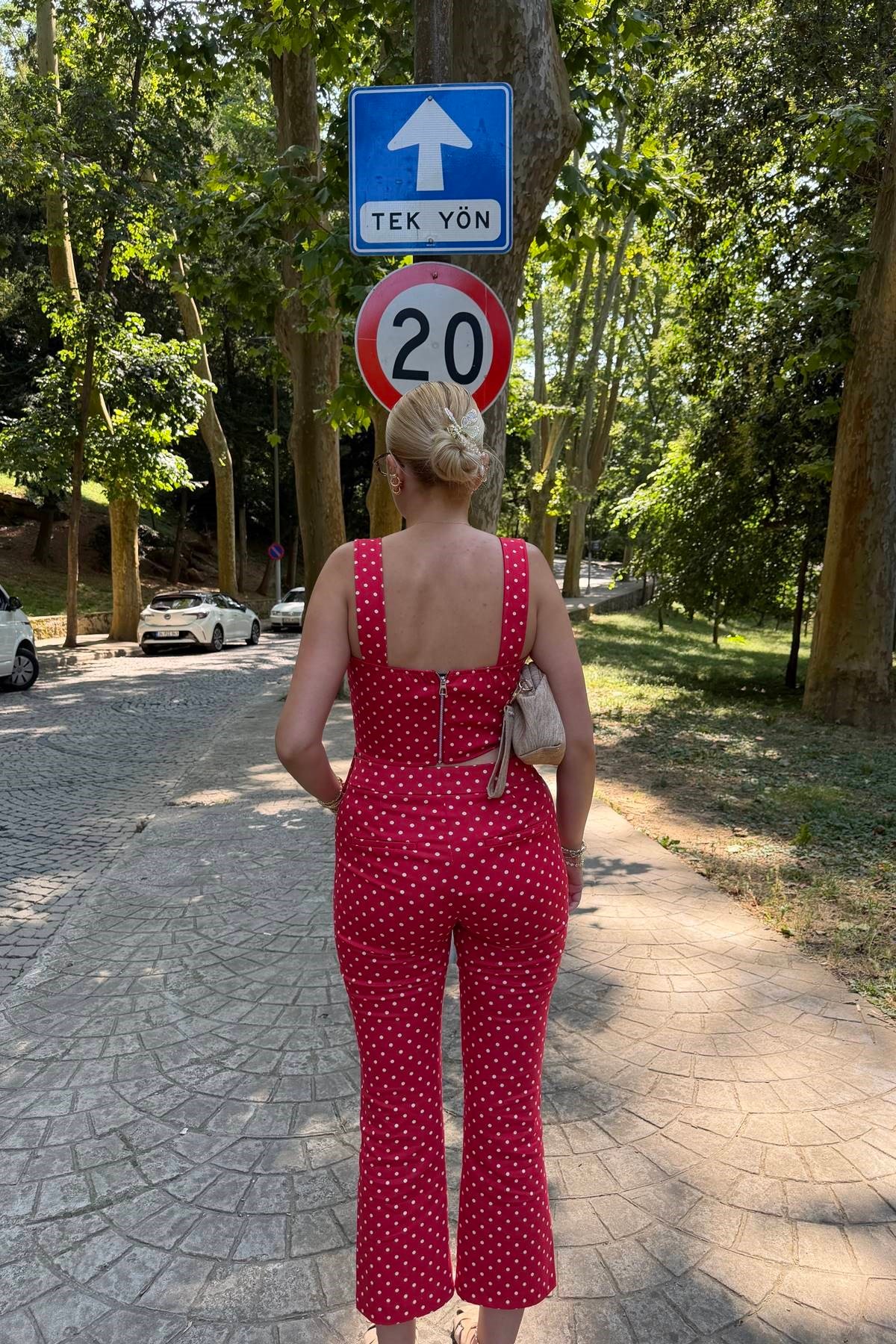 PUANTİYE DESEN ASKILI CORSE BLUZ