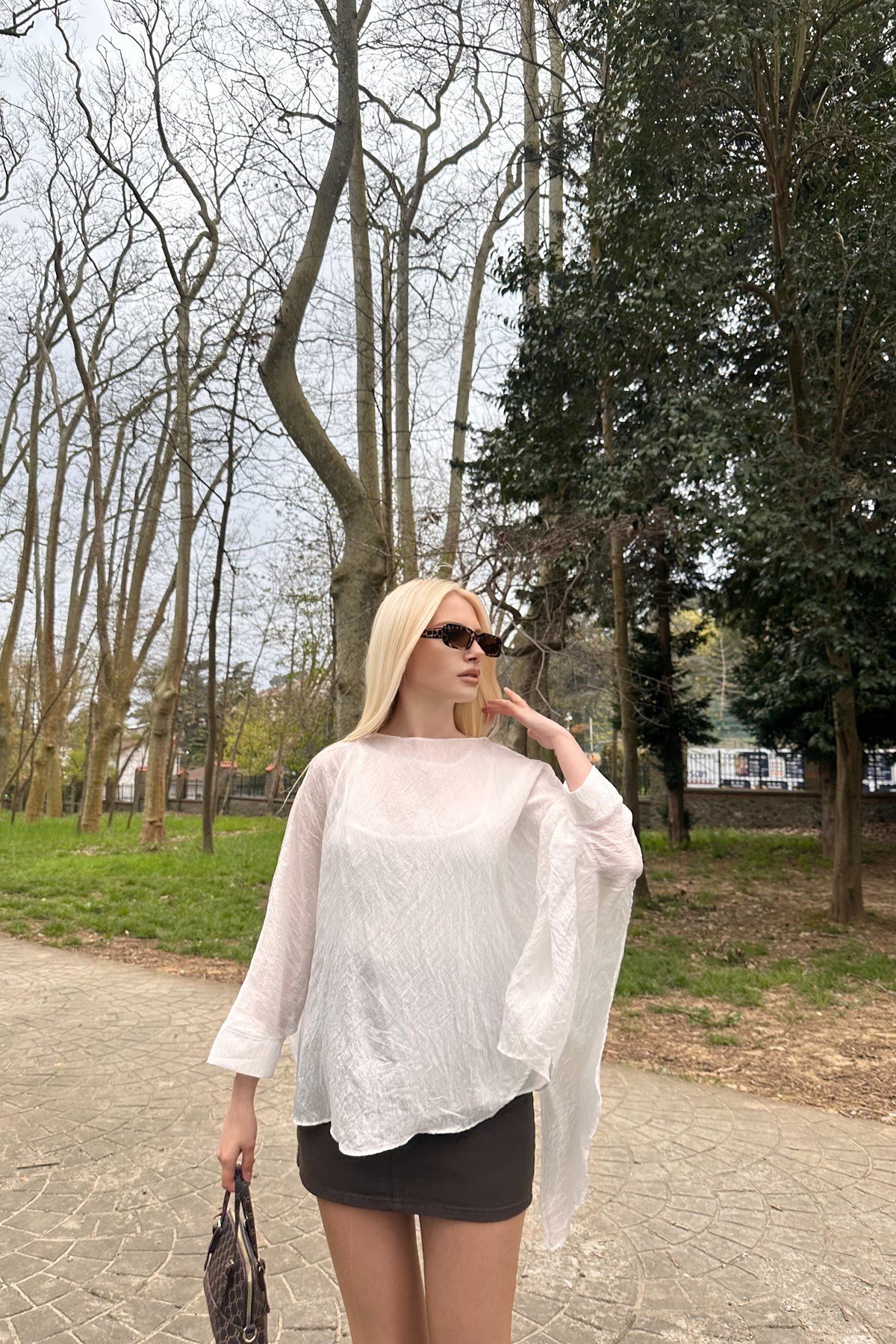 ŞAL DETAYLI BLUZ