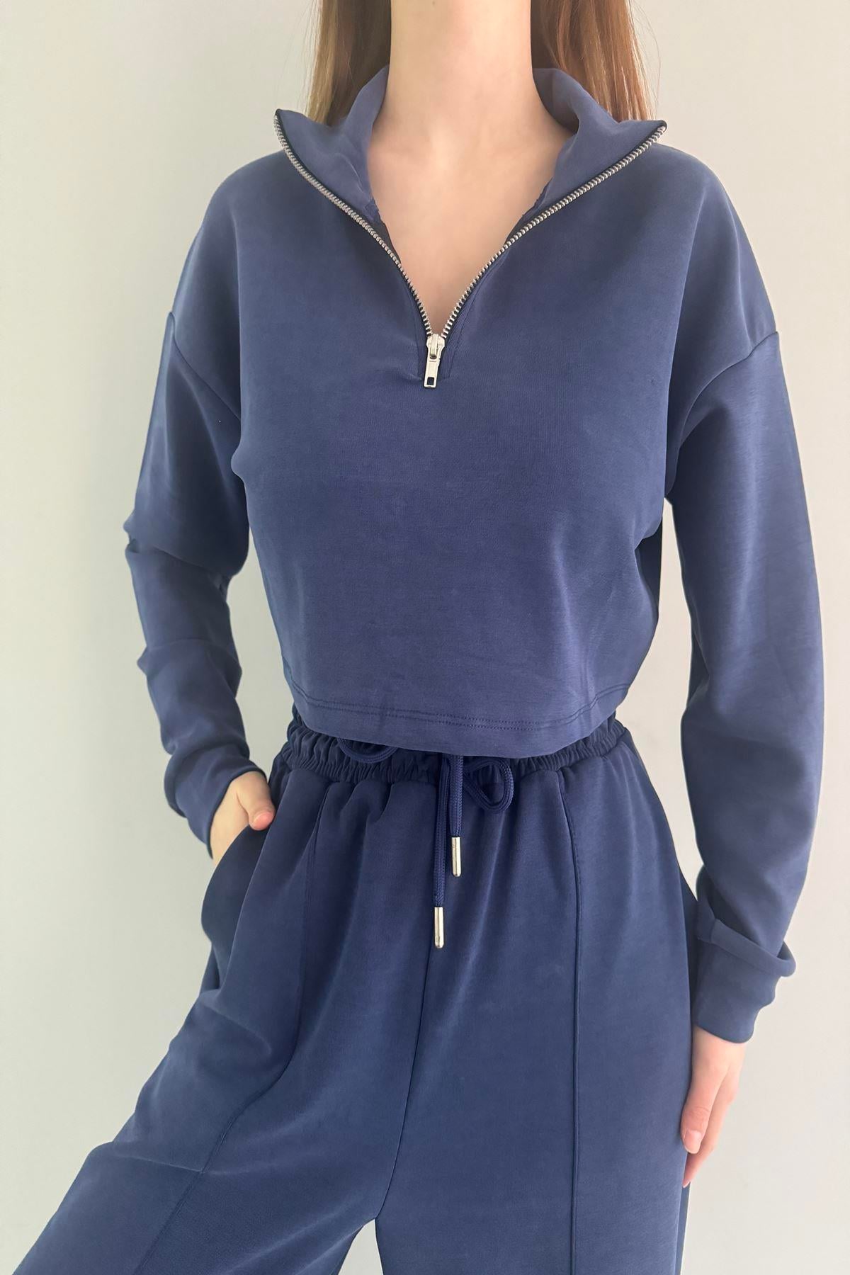 YARIM FERMUARLI DİK YAKA MODAL CROP