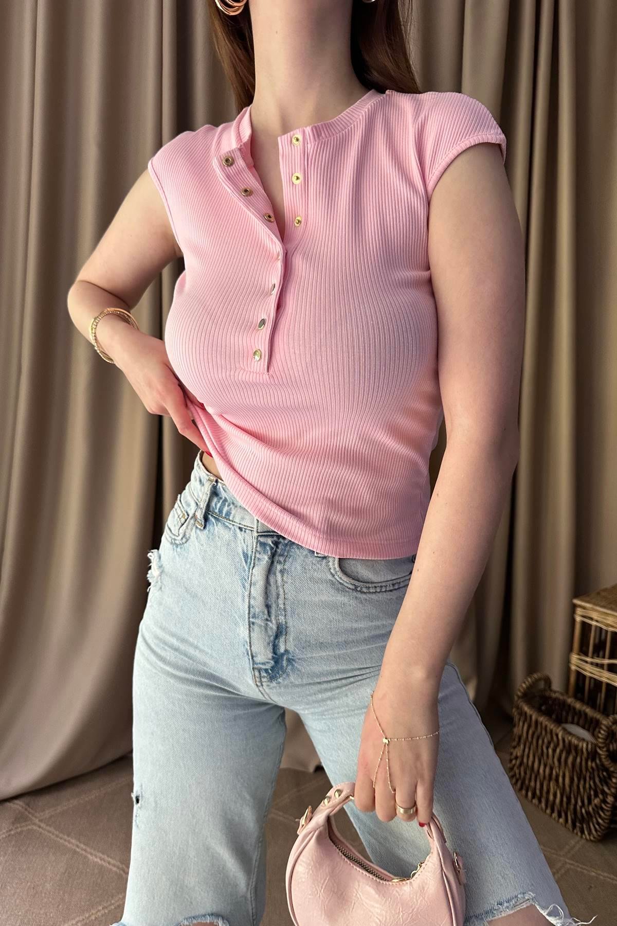 DÜĞMELİ KISA KOLLU TOP