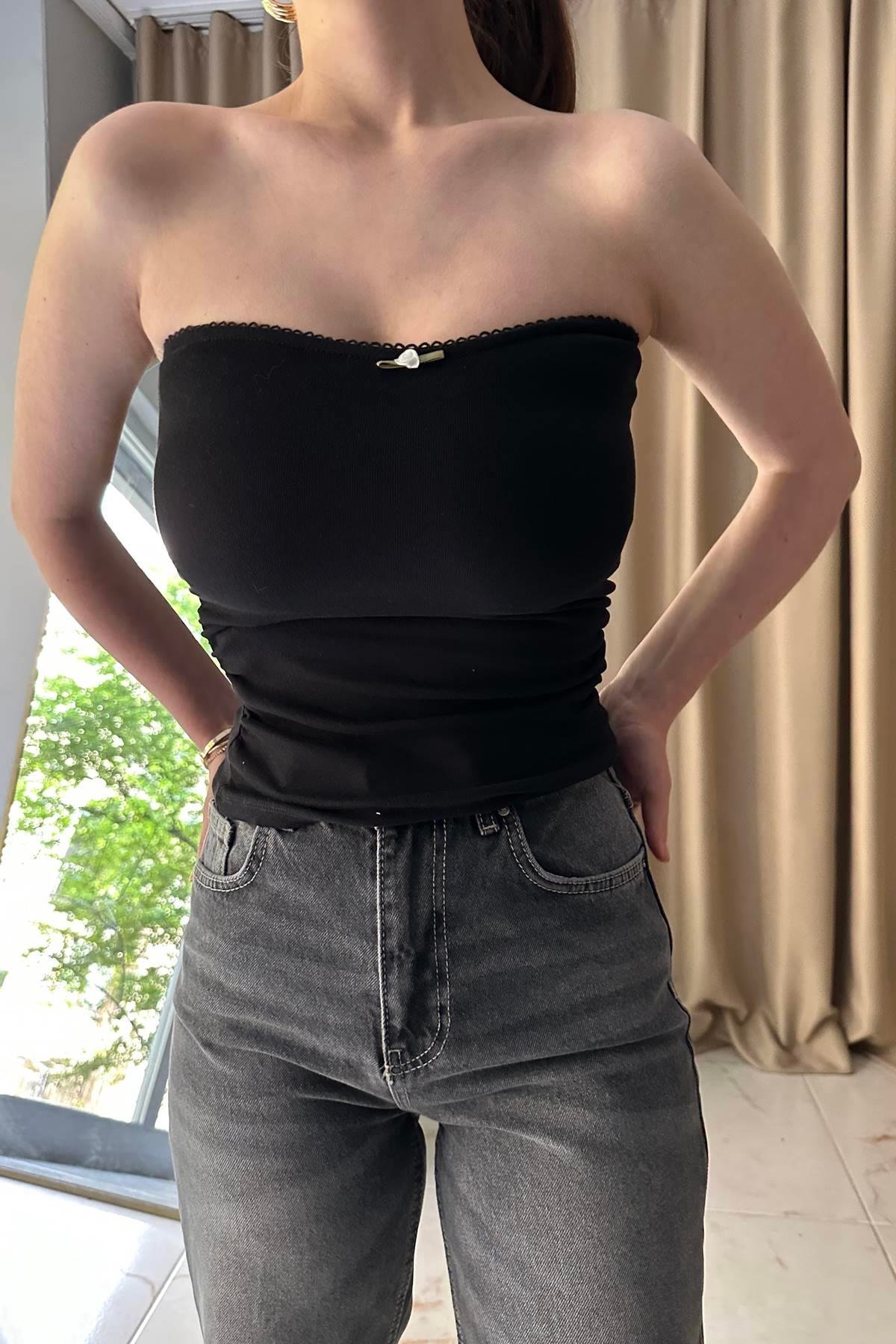 GÜL DETAYLI STRAPLEZ TOP