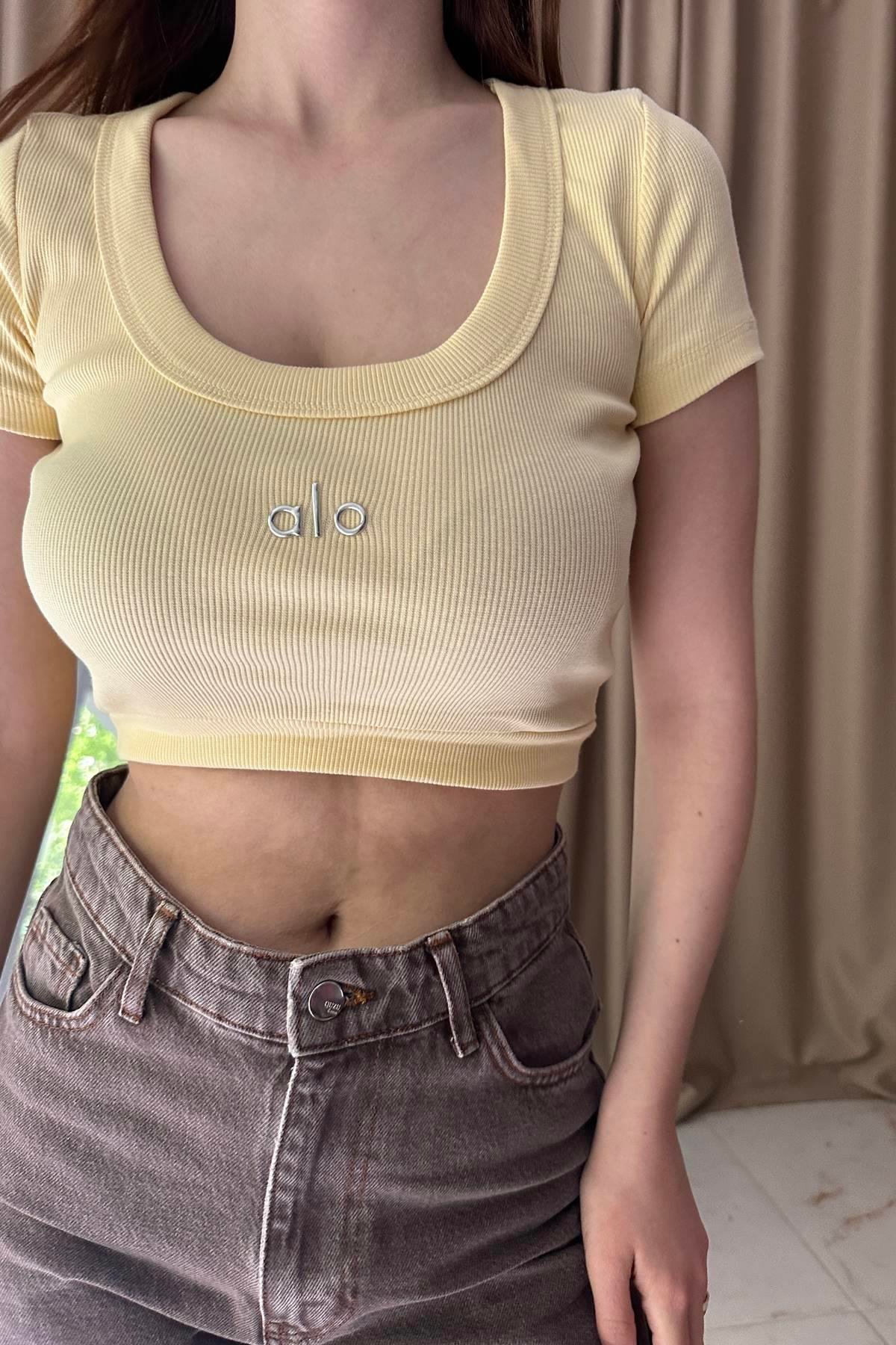 NAKIŞ DETAY CROP BODY
