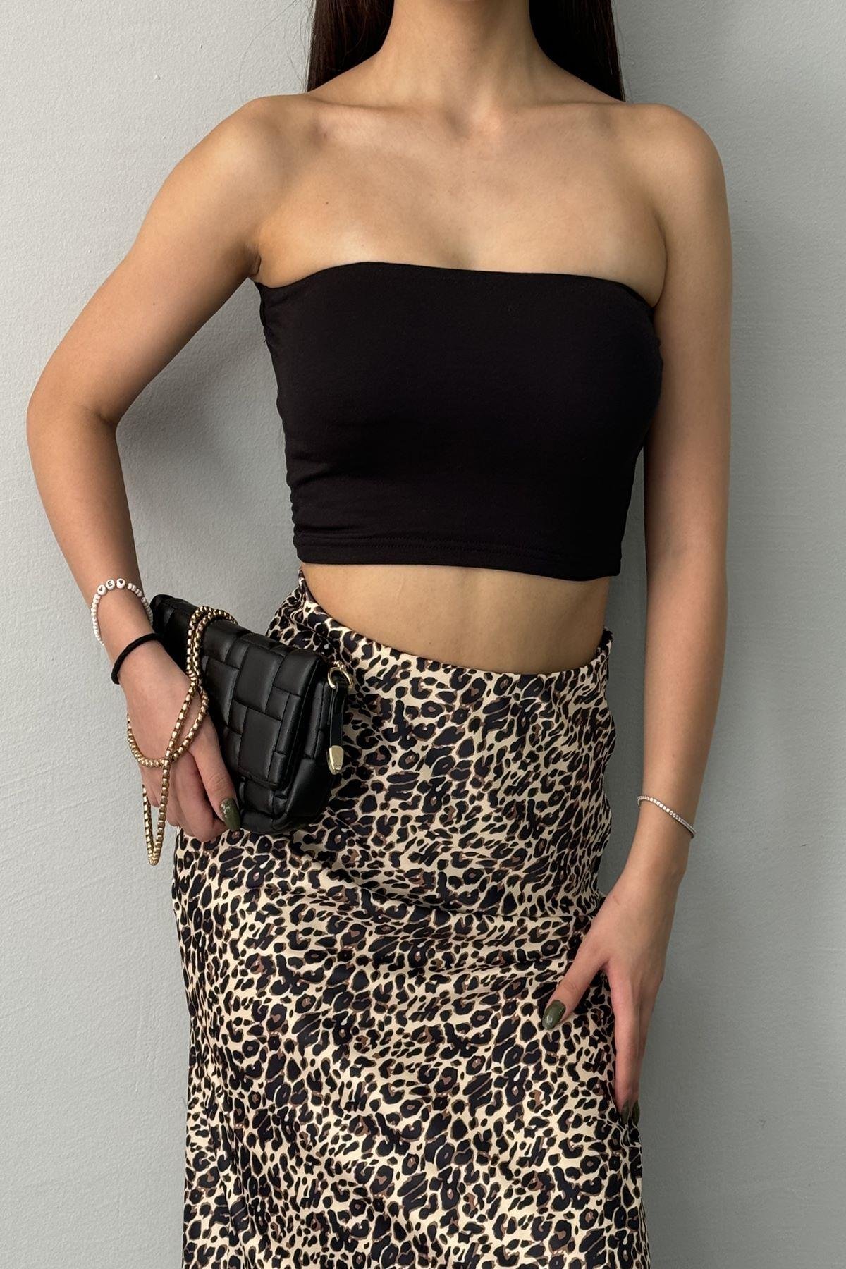 STRAPLEZ CROP TOP
