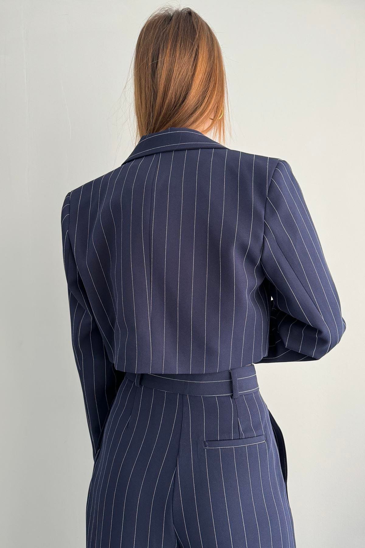 ÇİZGİLİ CROP CEKET