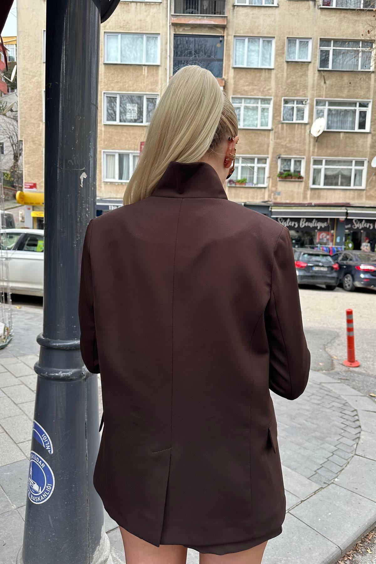 HAKİM YAKA TEK DÜĞME CEKET