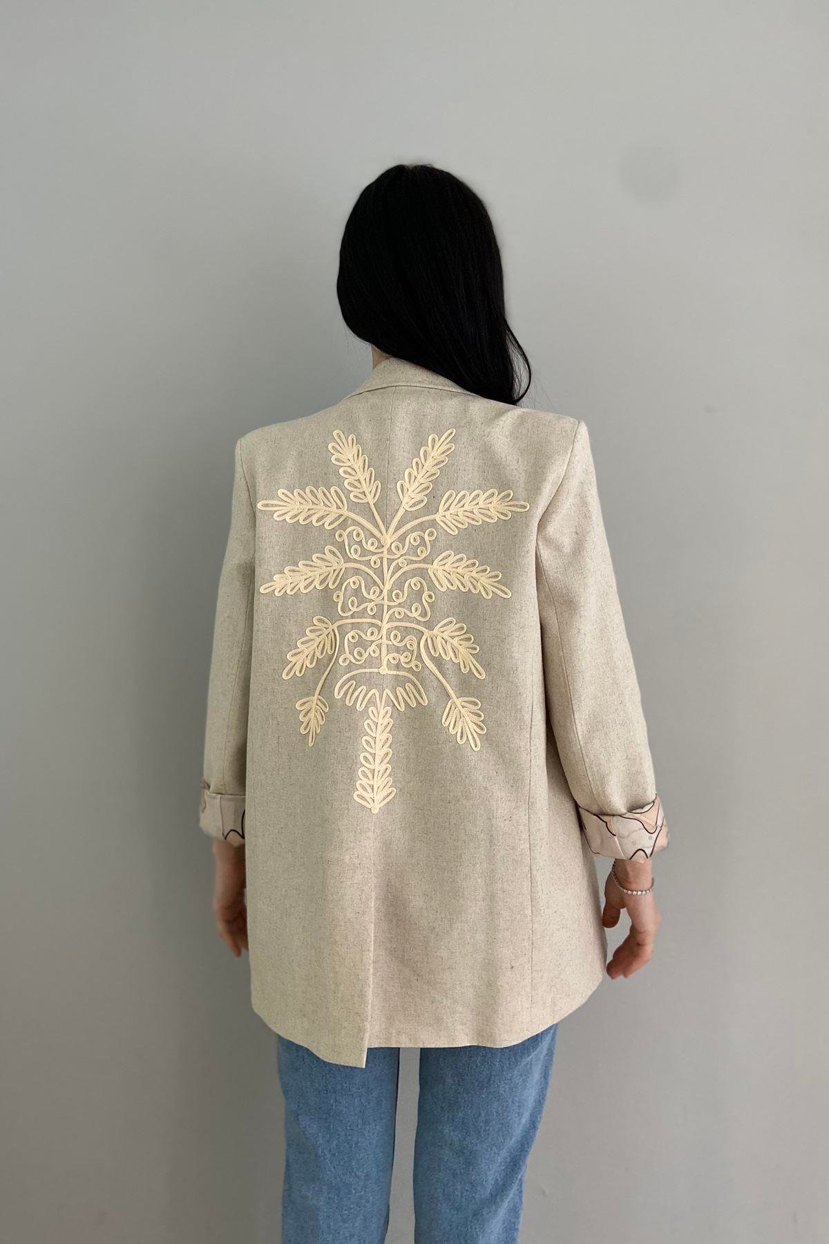 NAKIŞ DETAY BLAZER CEKET