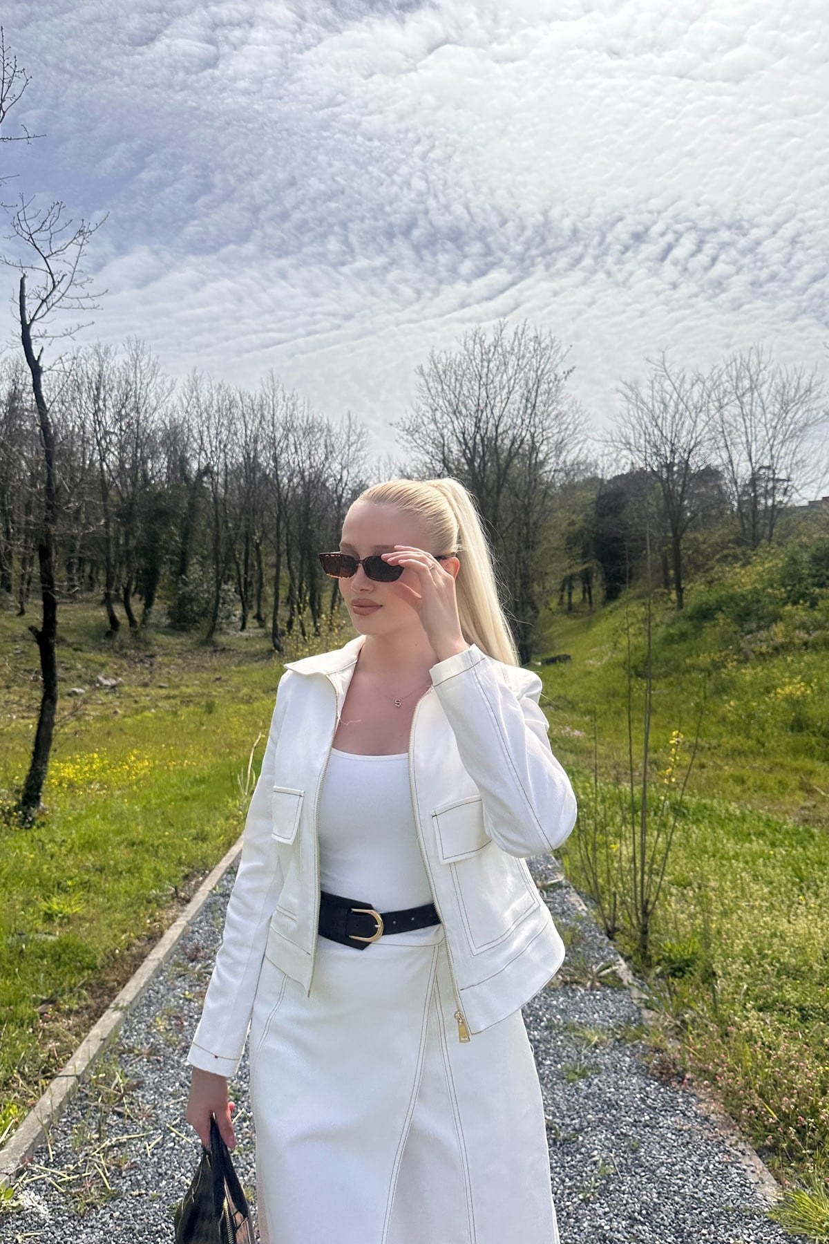 SÜS DİKİŞ DETAYLI CEKET