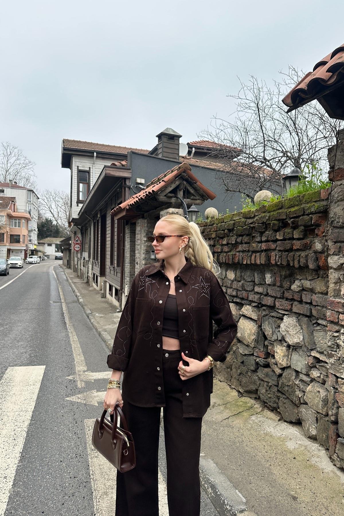 TAŞ DETAY GÖMLEK CEKET