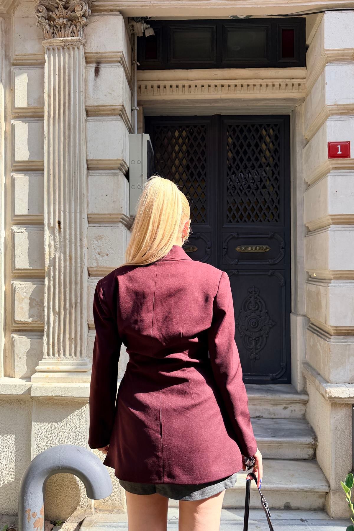 YAN BAĞLAMALI PİLİSE DETAYLI CEKET
