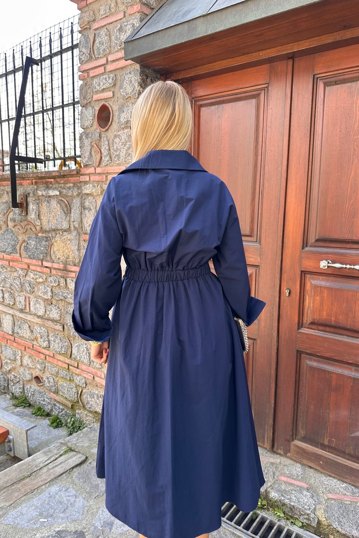 BEL LASTİKLİ KEMER DETAYLI GÖMLEK ELBİSE