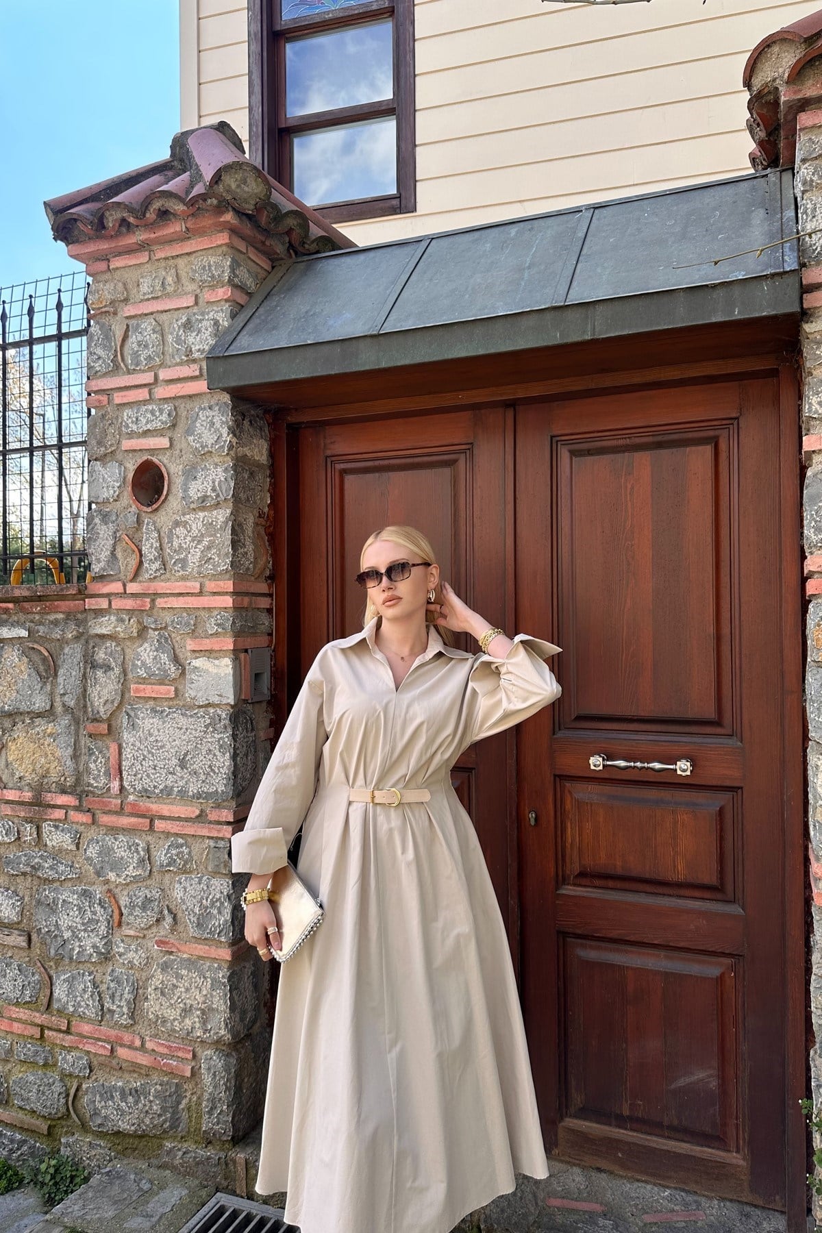 BEL LASTİKLİ KEMER DETAYLI GÖMLEK ELBİSE