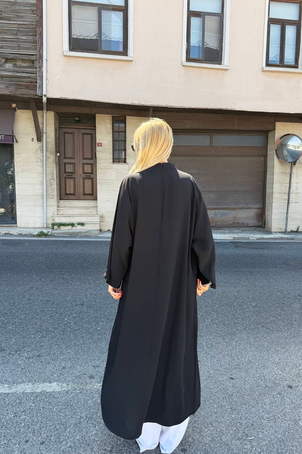 ETEK UCU ÇİFT YIRTMAÇ ELBİSE