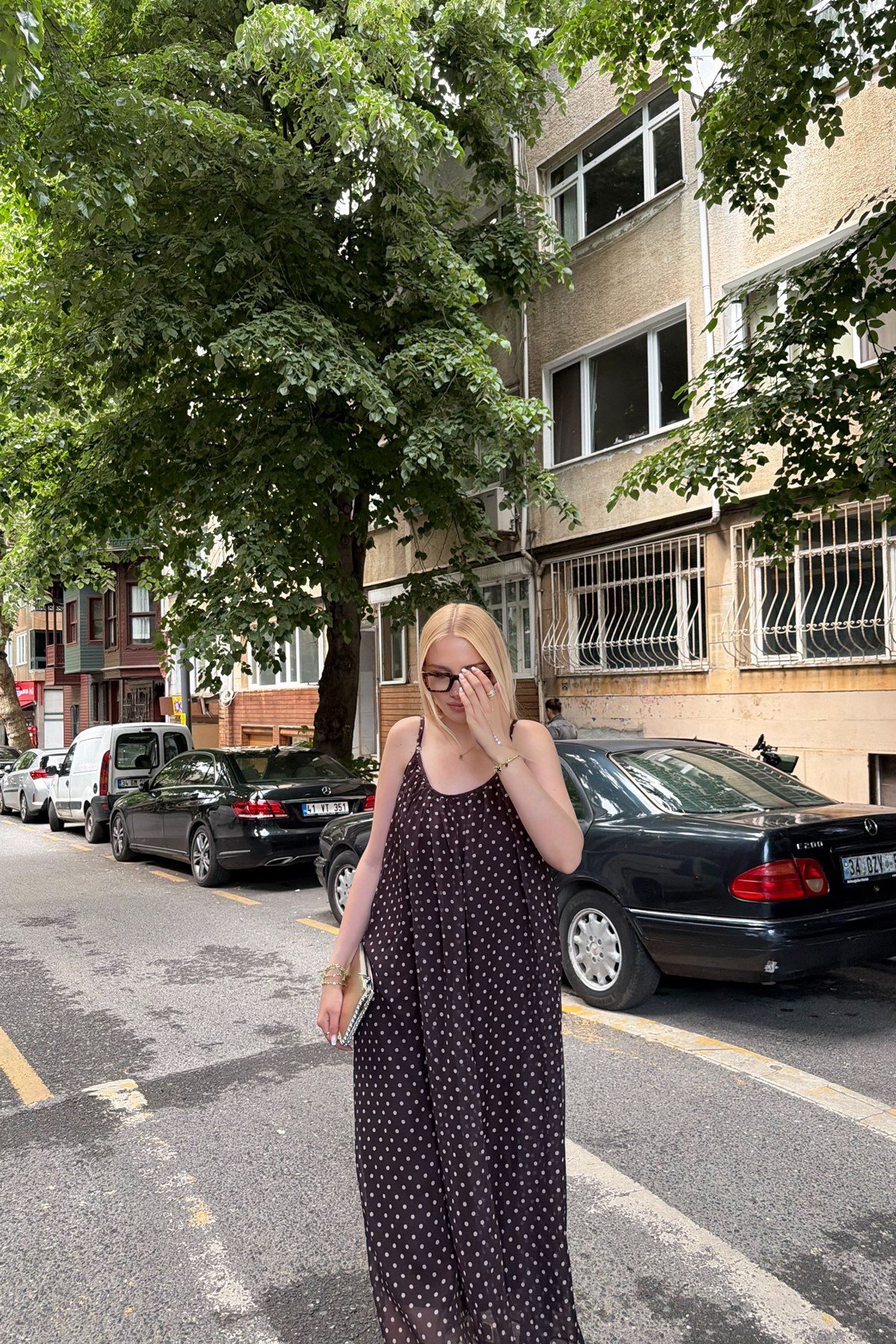 PUANTİYE DESEN ŞİFON ELBİSE