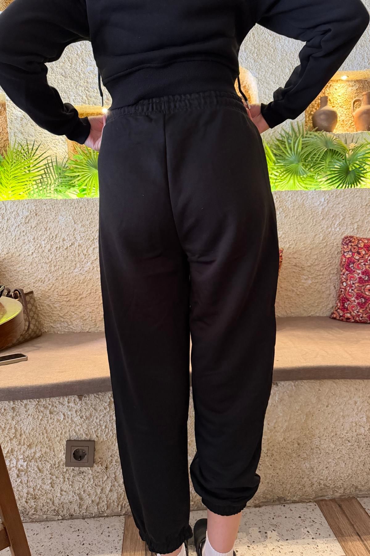 PAÇA VE BEL LASTİKLİ EŞOFMAN ALTI