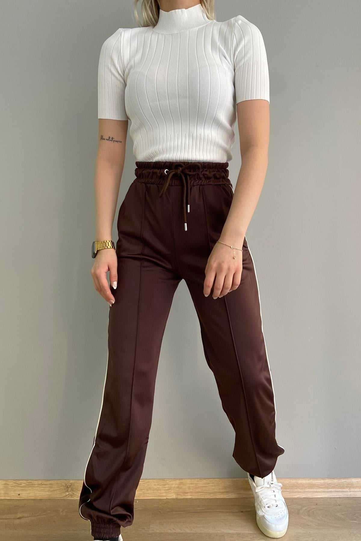 RACHEL ALT EŞOFMAN