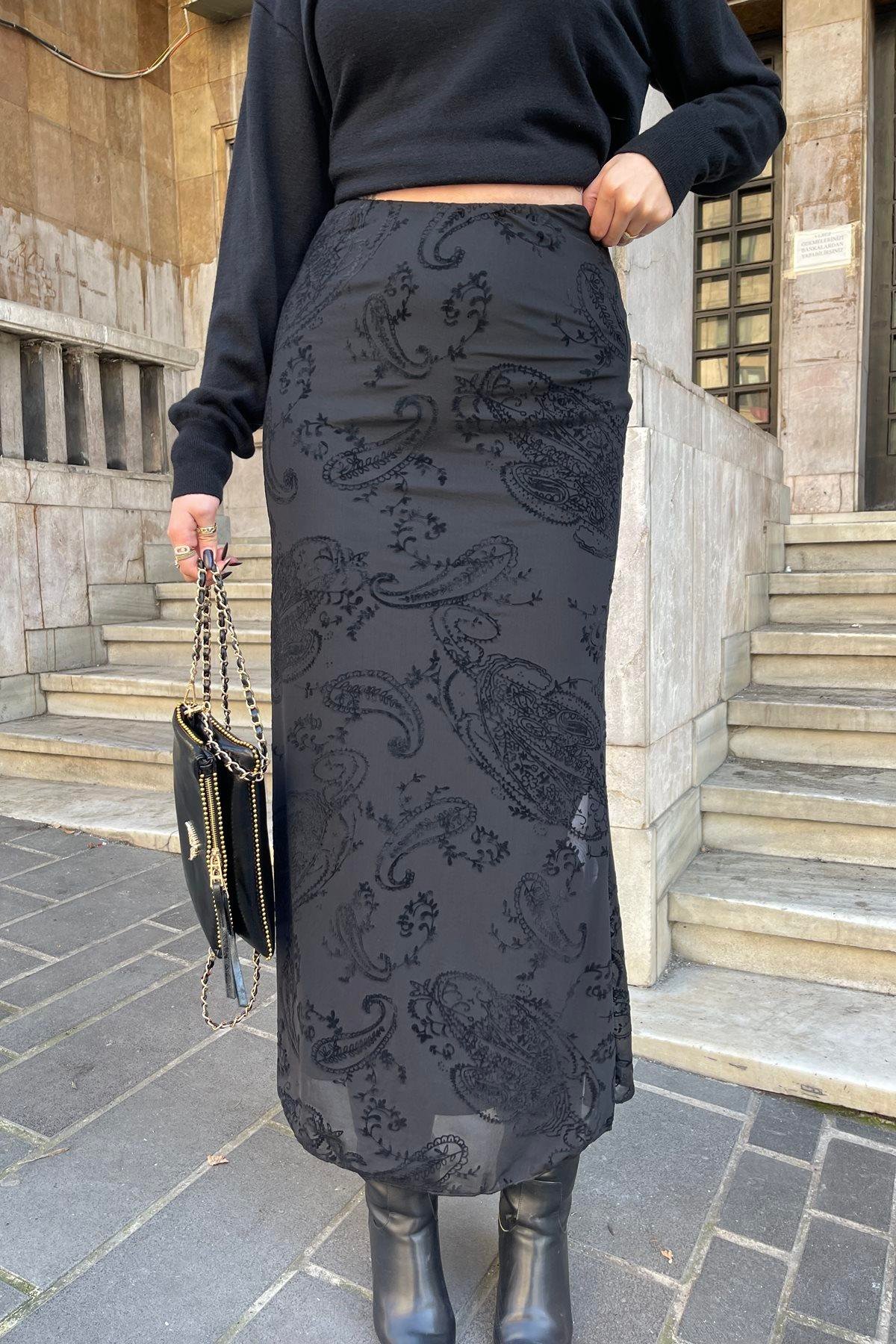 İÇ ASTARLI DESENLİ ETEK