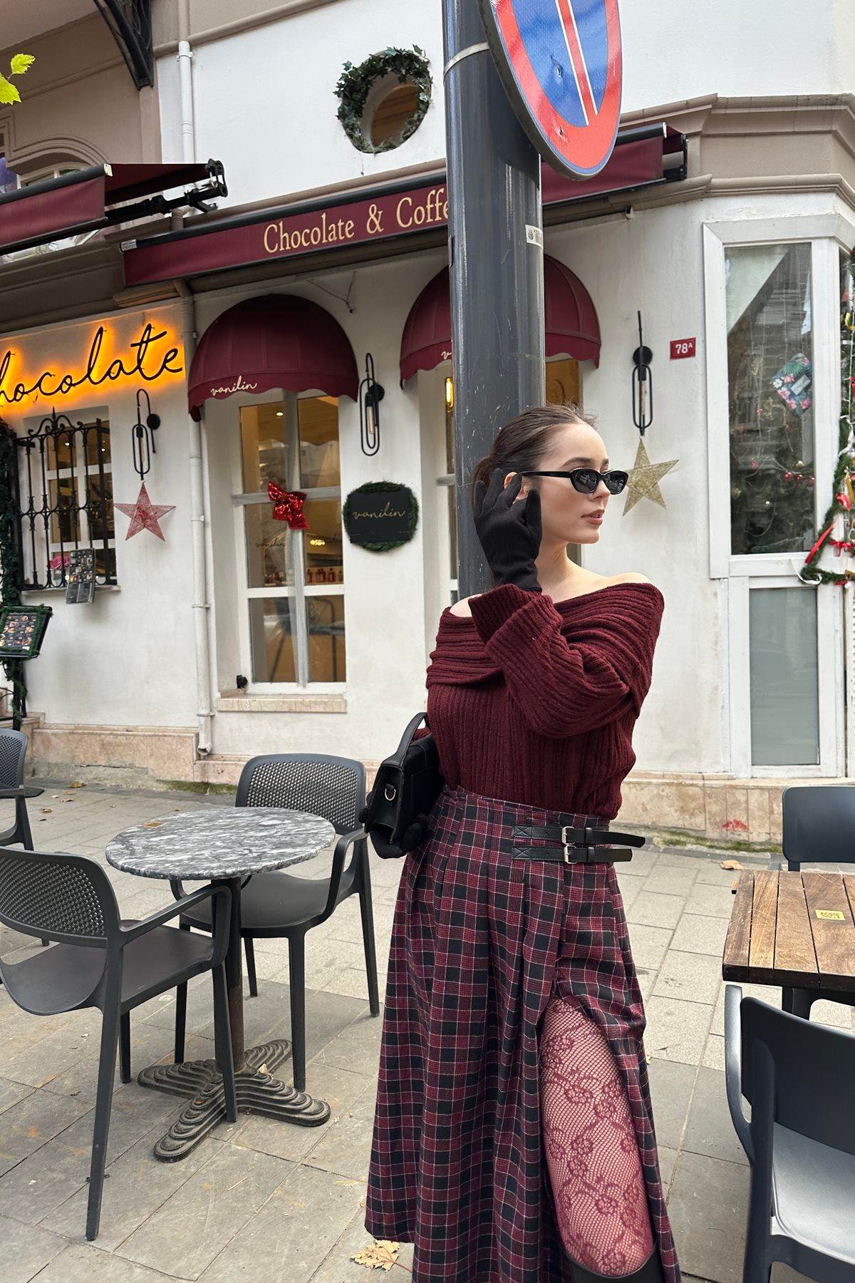 KEMER DETAYLI EKOSE DESENLİ YIRTMAÇLI ETEK