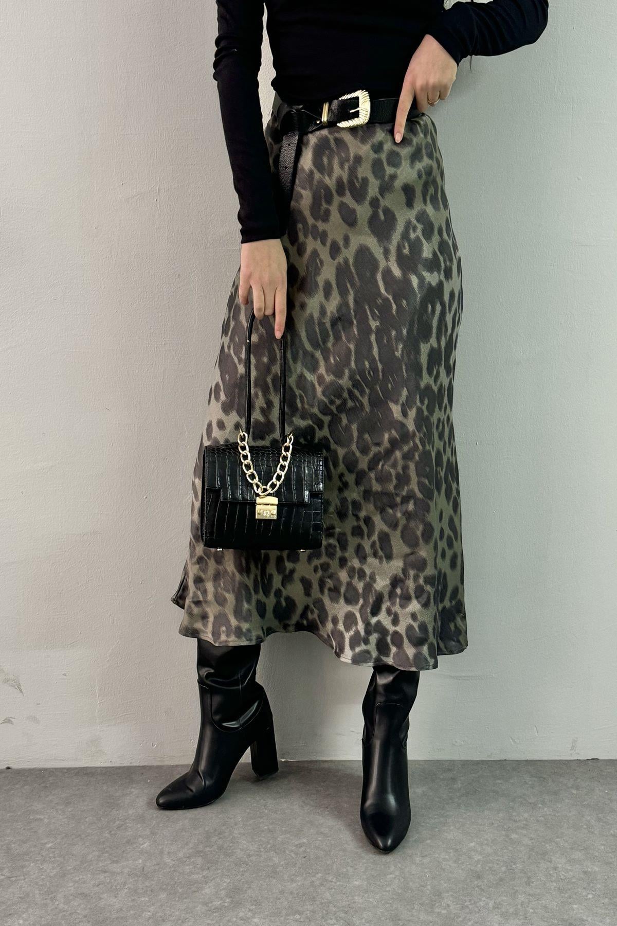 LEOPAR DESEN SATEN ETEK