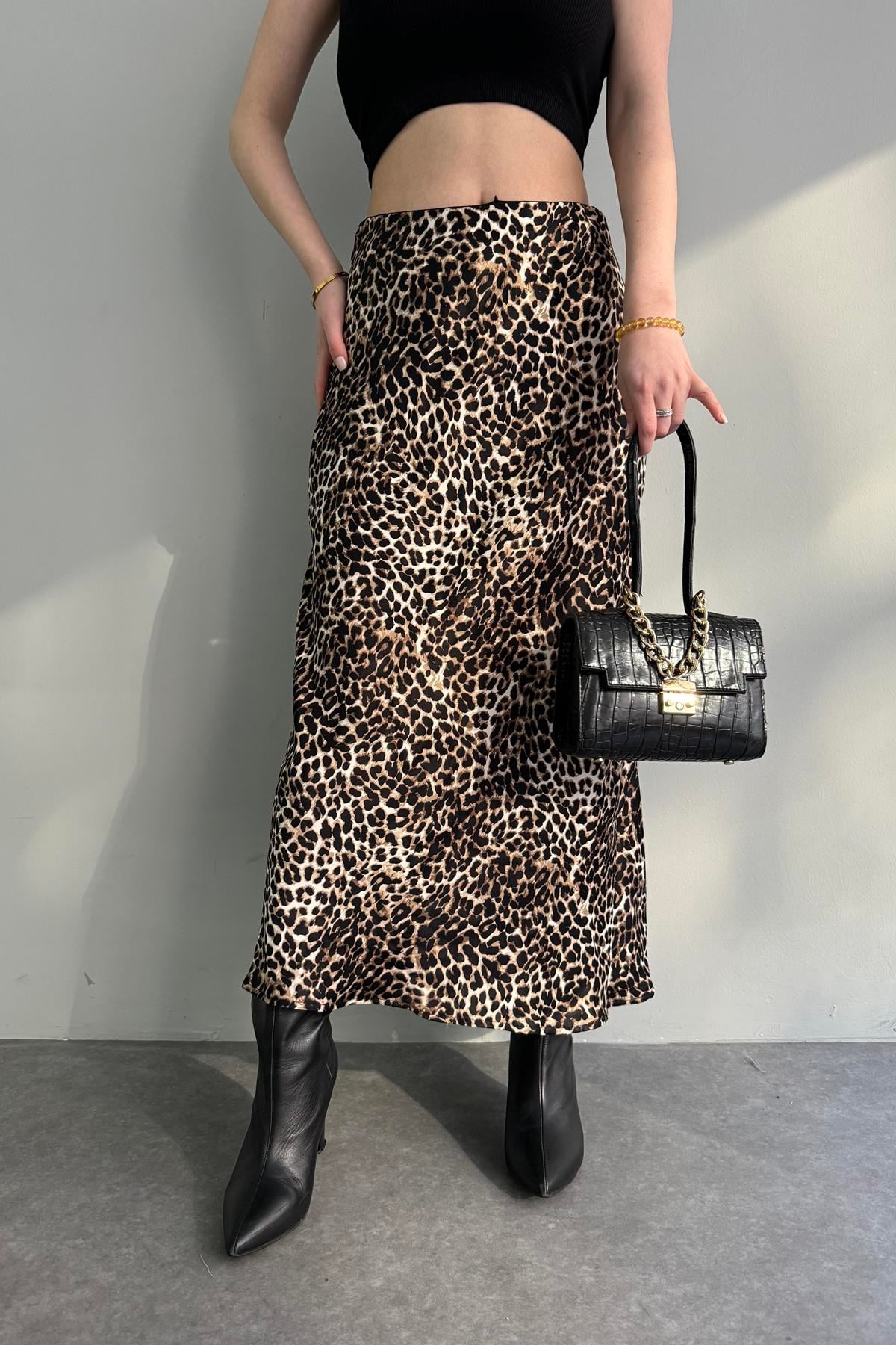 LEOPAR DESEN SATEN ETEK