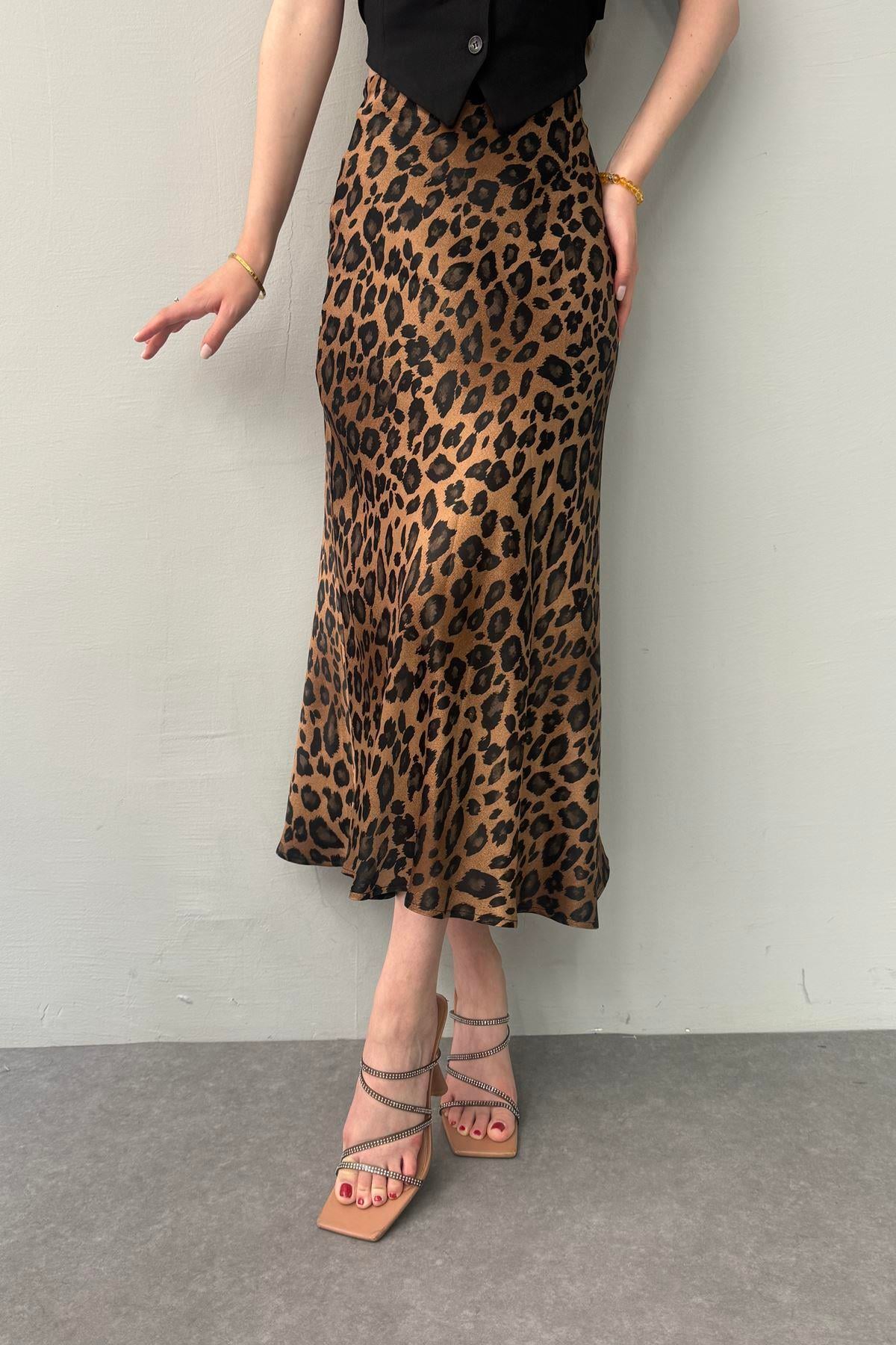 LEOPAR DESEN SATEN ETEK