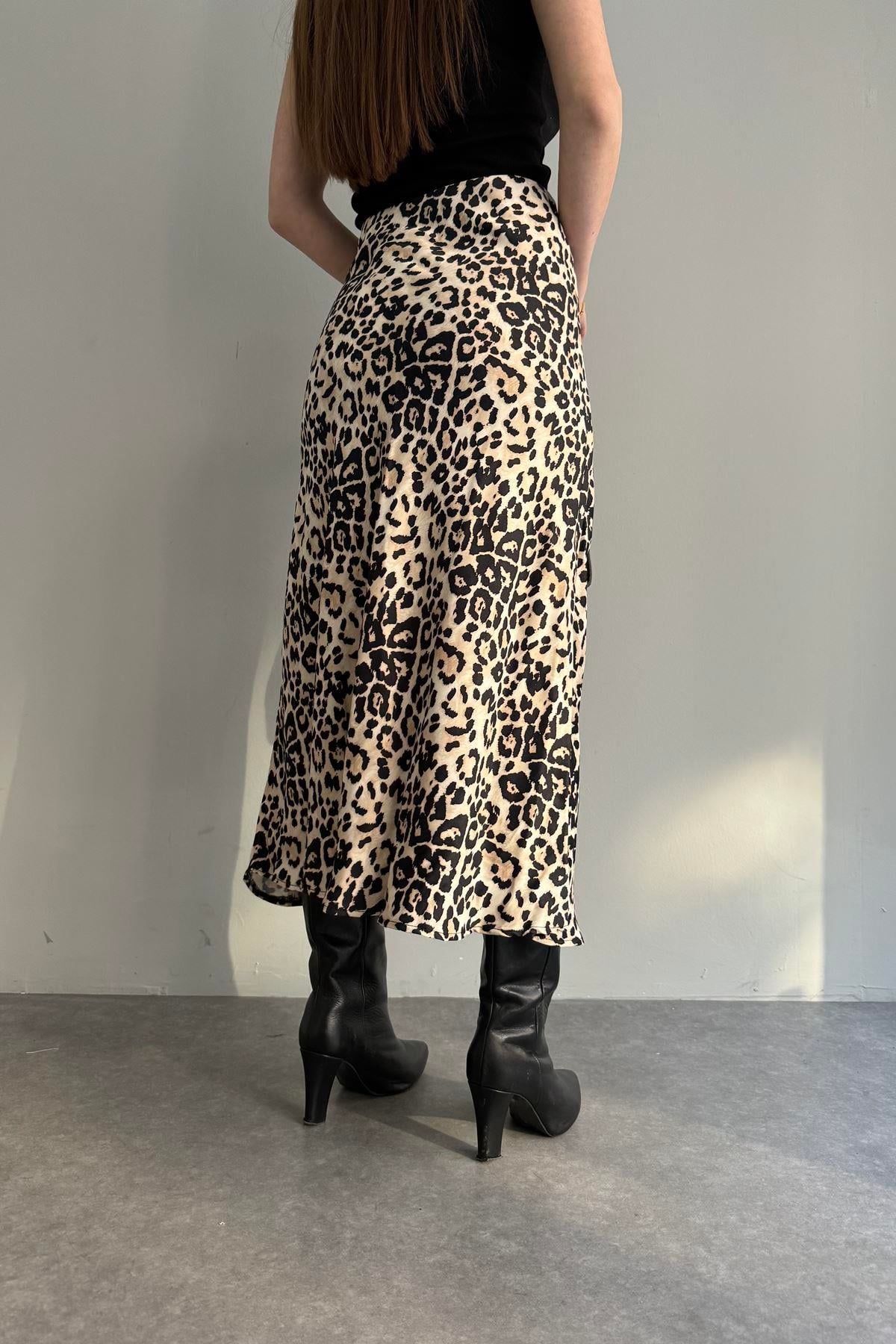 LEOPAR DESENLİ SATEN ETEK